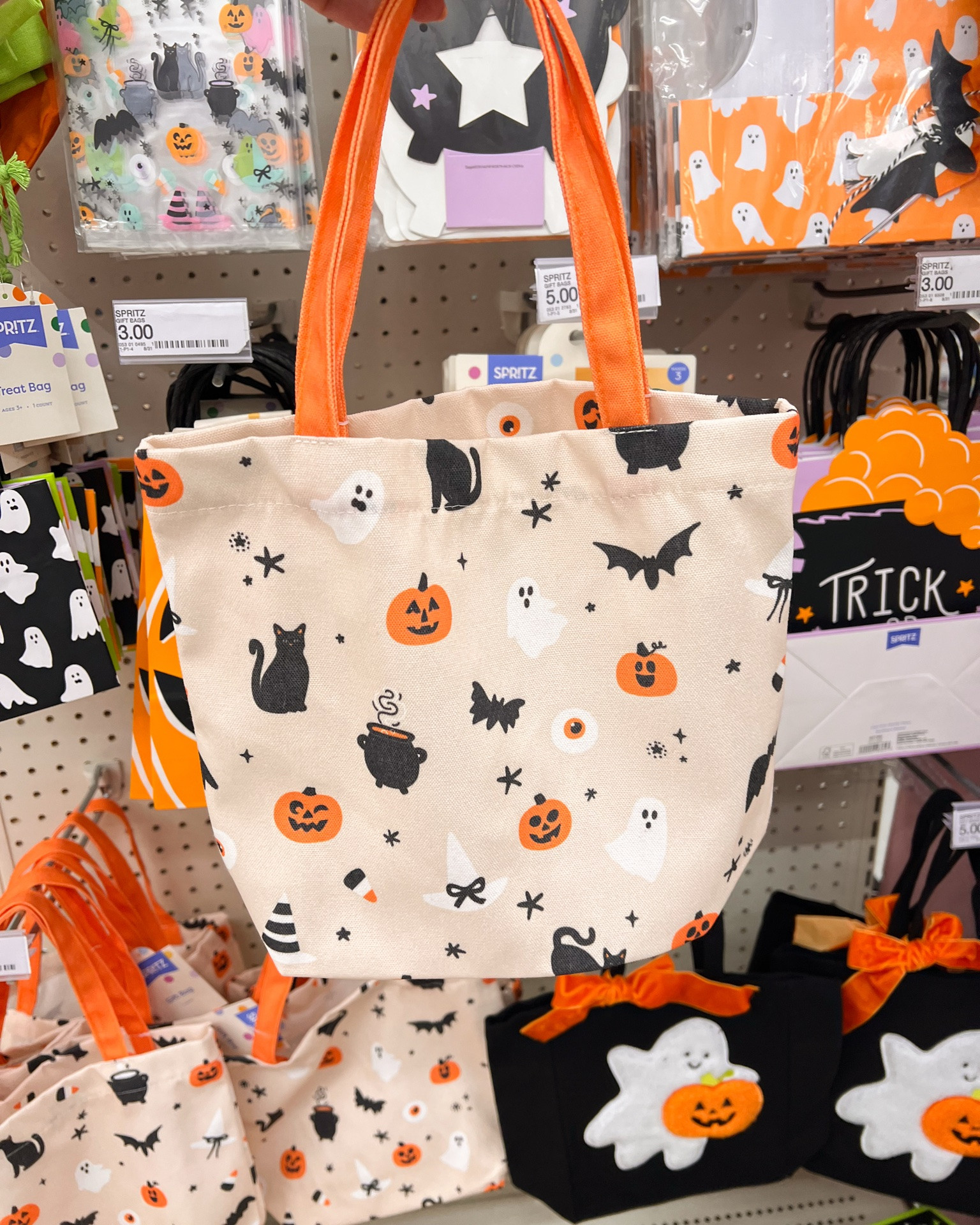 Boo basket finds 

Target finds, Target style, spooky season, boo basket, Halloween gifts

#LTKmomlife #LTKKids #LTKSeasonal
