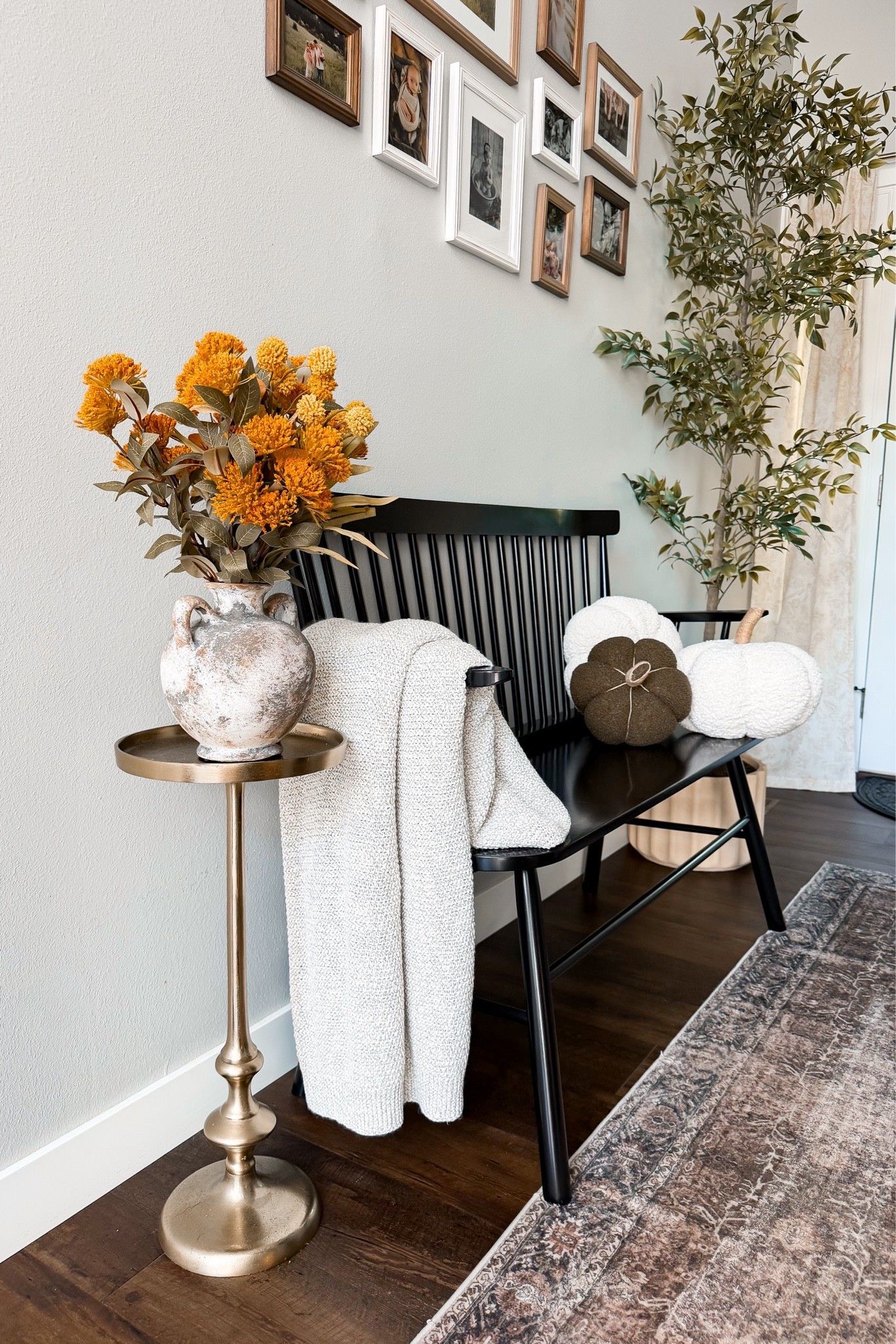 Entryway Fall Decor

#LTKHome #LTKSeasonal #LTKdayinmylife