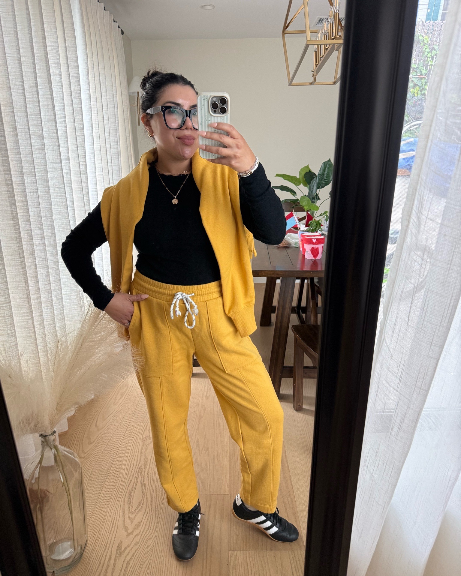 My mom around town and run errands outfit😍

#LTKootd #LTKgrwm #LTKmomlife