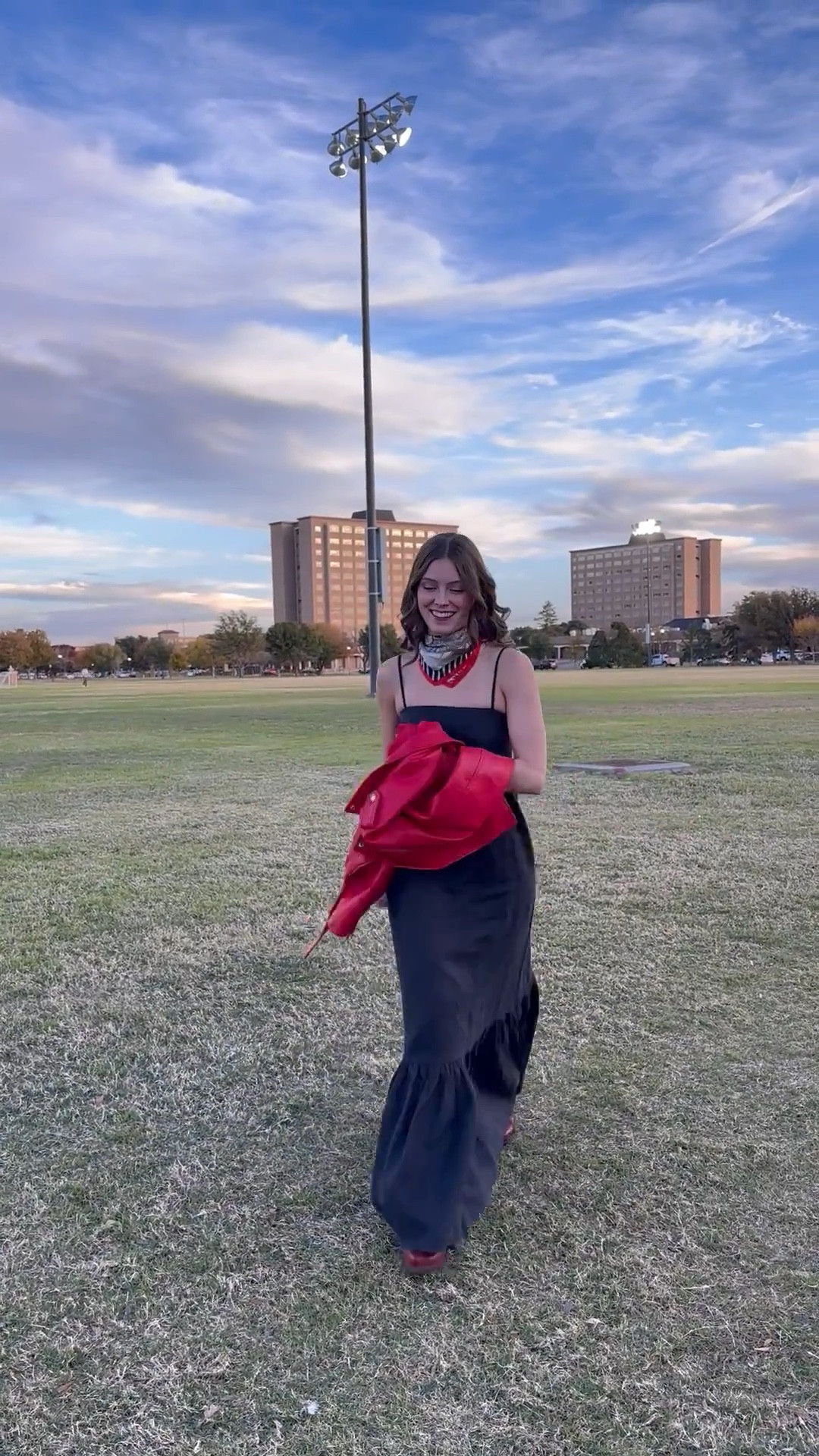 Small in the Levi’s jacket, XS &OtherStories dress and size 5.5 in the Tecovas!!!

#LTKStyleTip