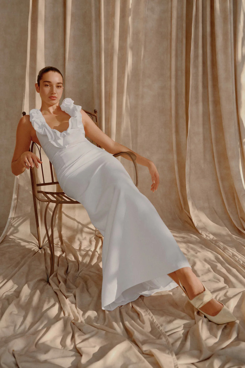 Carolyn Linen Bubble Maxi Dress - White | MESHKI US