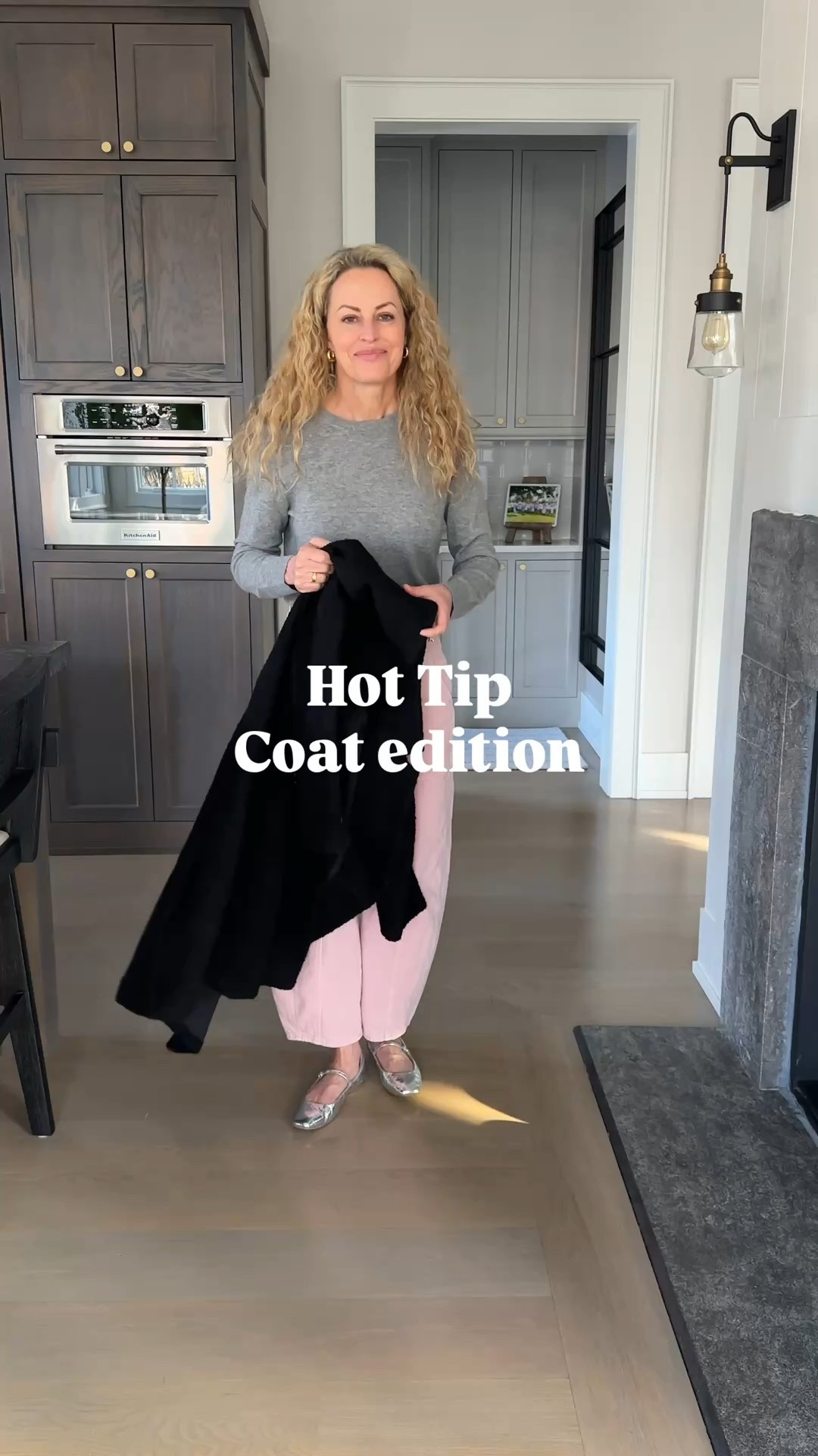 Tuesday tip of the day! 
Reminder to cut the vent stitch on your new coat!
Love this classic black collarless black dress coat. Perfect for dressing up or over your matching set. 
#blackcoqt #styletip 


#LTKgrwm #LTKOver40 #LTKootd