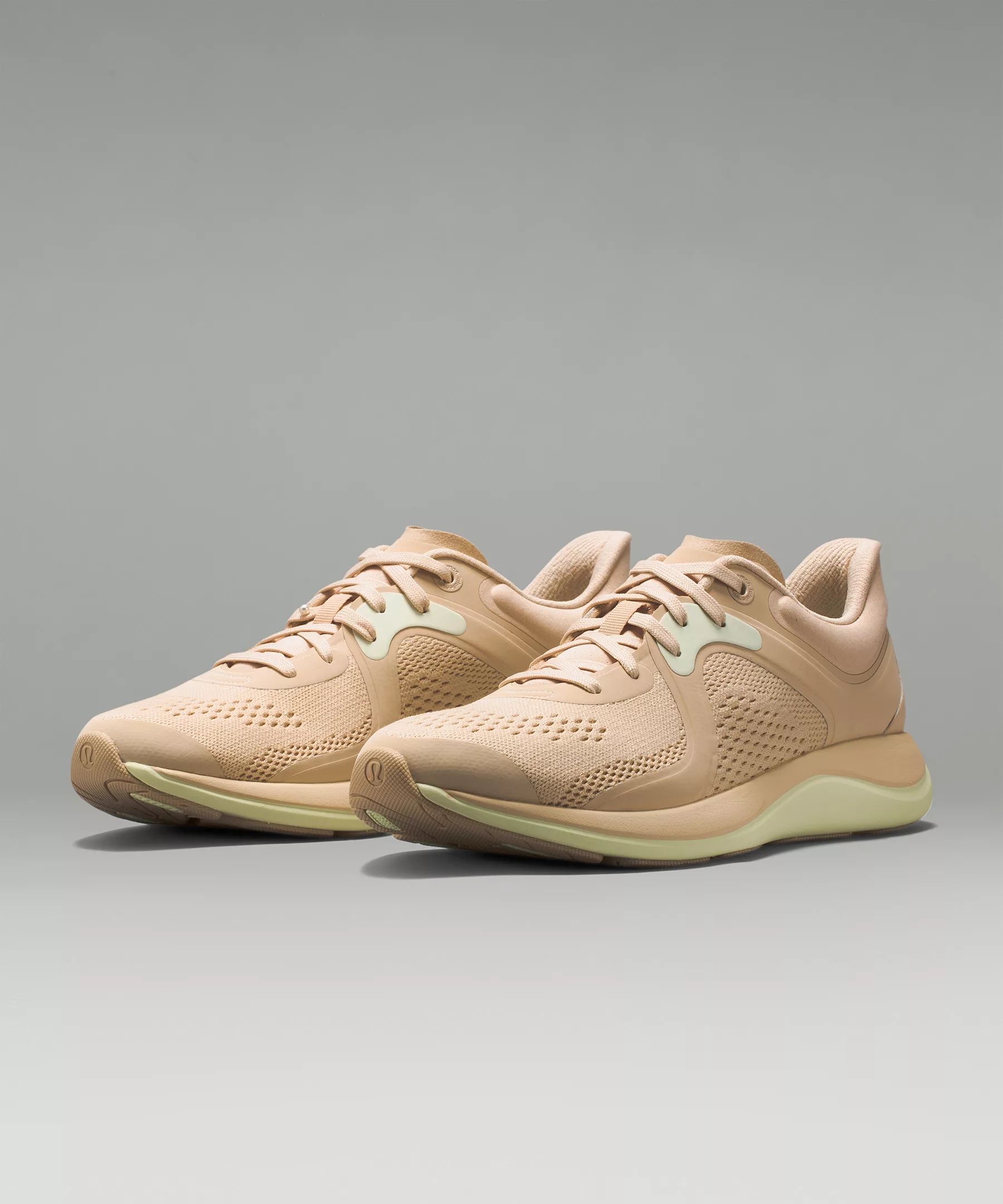 Chargefeel Low Women's Workout Shoe | Lululemon (US)