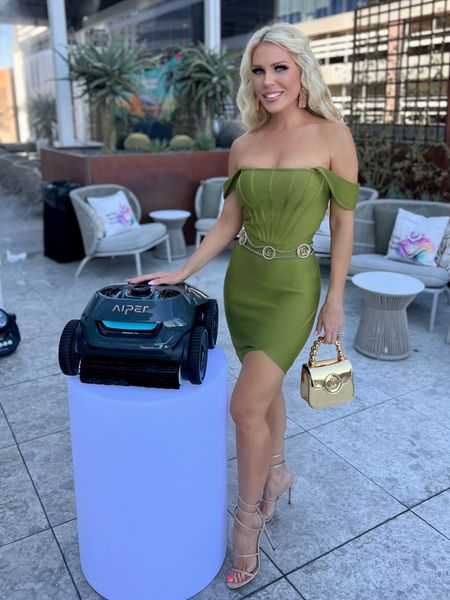 I’m loving this olive green look with gold accessories!  This dress is so affordable & holds you in, in all the right places! I’m wearing a size small for reference, I am 5’6 and about 125lbs 👍🏻 

Sunnies are from Sadris Glam (on Instagram) 

This is a great way to showcase wearing lower price point pieces with higher price point accessories! To dress it up! 

Happy Shopping! 

#LTKFind #LTKunder100 #LTKbeauty