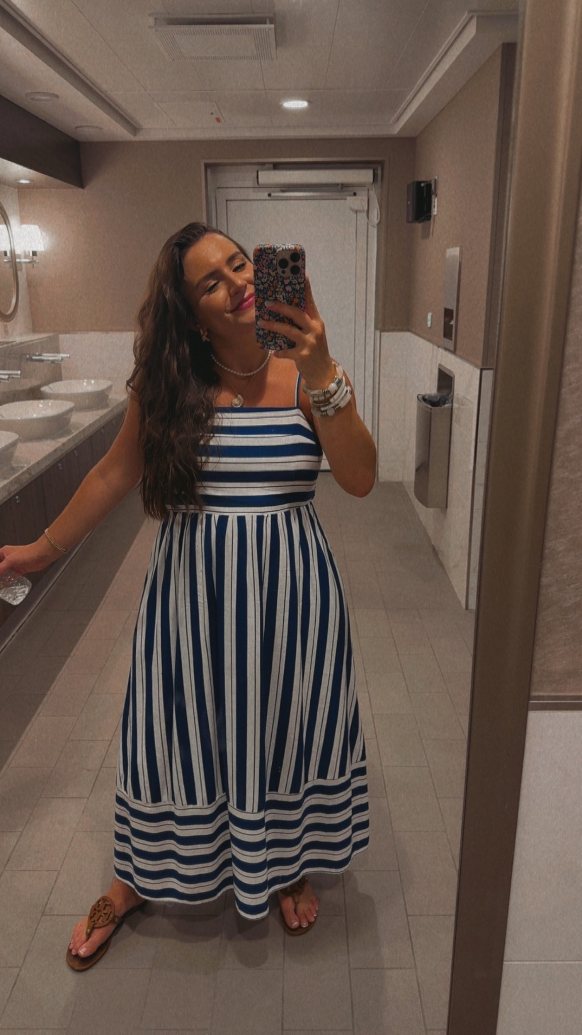 Your next vacation outfit!!