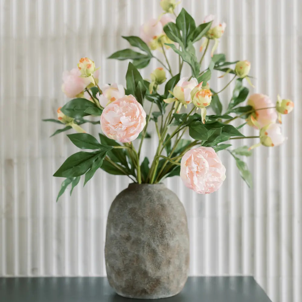 10" Ilaria Decorative Vase | CG Hunter