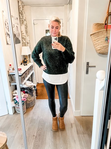 Outfits of the week

At home, sick. Wearing Spanx faux leather leggings, a longline t-shirt under a warm sparkly sweater and classic low Uggs. 

Spanx - size up if you like to breathe
T-shirt M (men’s)
Sweater (M)
Uggs size one down 



#LTKSeasonal #LTKeurope #LTKcurves