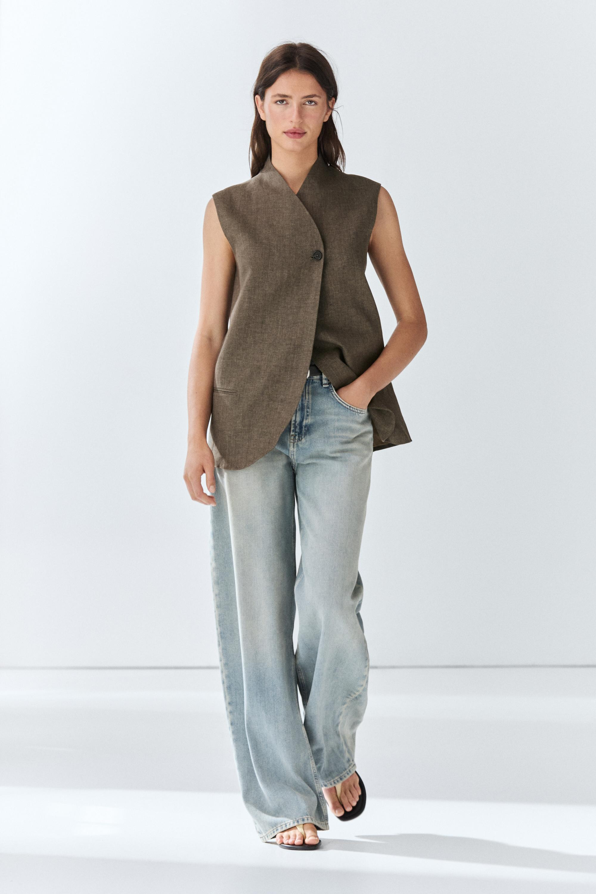 Linen melange waistcoat | Massimo Dutti US