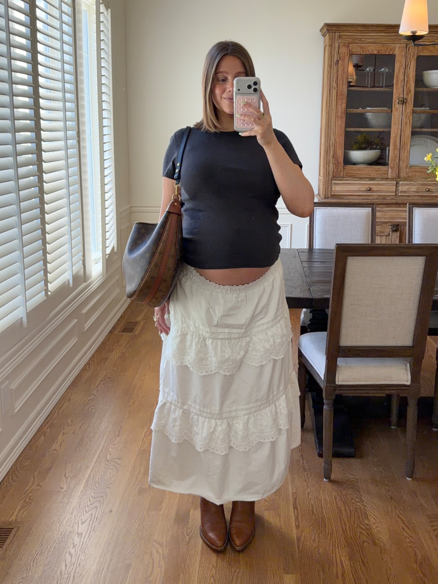 Skirt and tee size large! Skirt has got a really stretchy waist but I love that it’s structured and thicker material really high quality. Amazon sunnies I wear all the time. Tecovas are true to size!

#western #cowboyboots #bresheppard #maxiskirt #buckmason 
#ltkootd #ltkbump