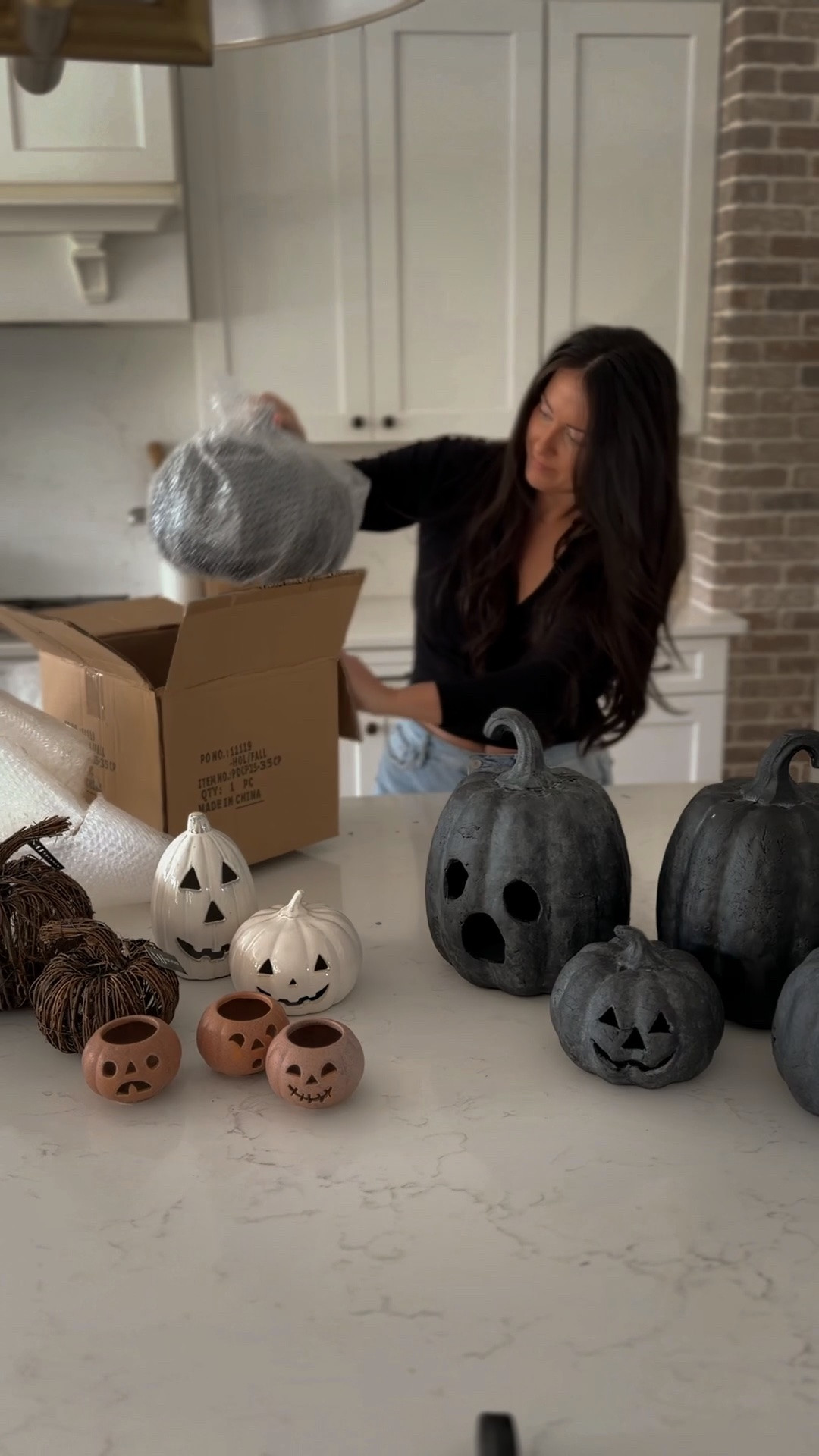 Halloween + fall finds from MJ Home 🎃🍂✨

These pumpkins are SO good—and the prices are seriously hard to beat. 🤎

Halloween decor, fall decorating, pumpkin, Halloween, sale, home find

#LTKSeasonal #LTKHome #LTKSaleAlert