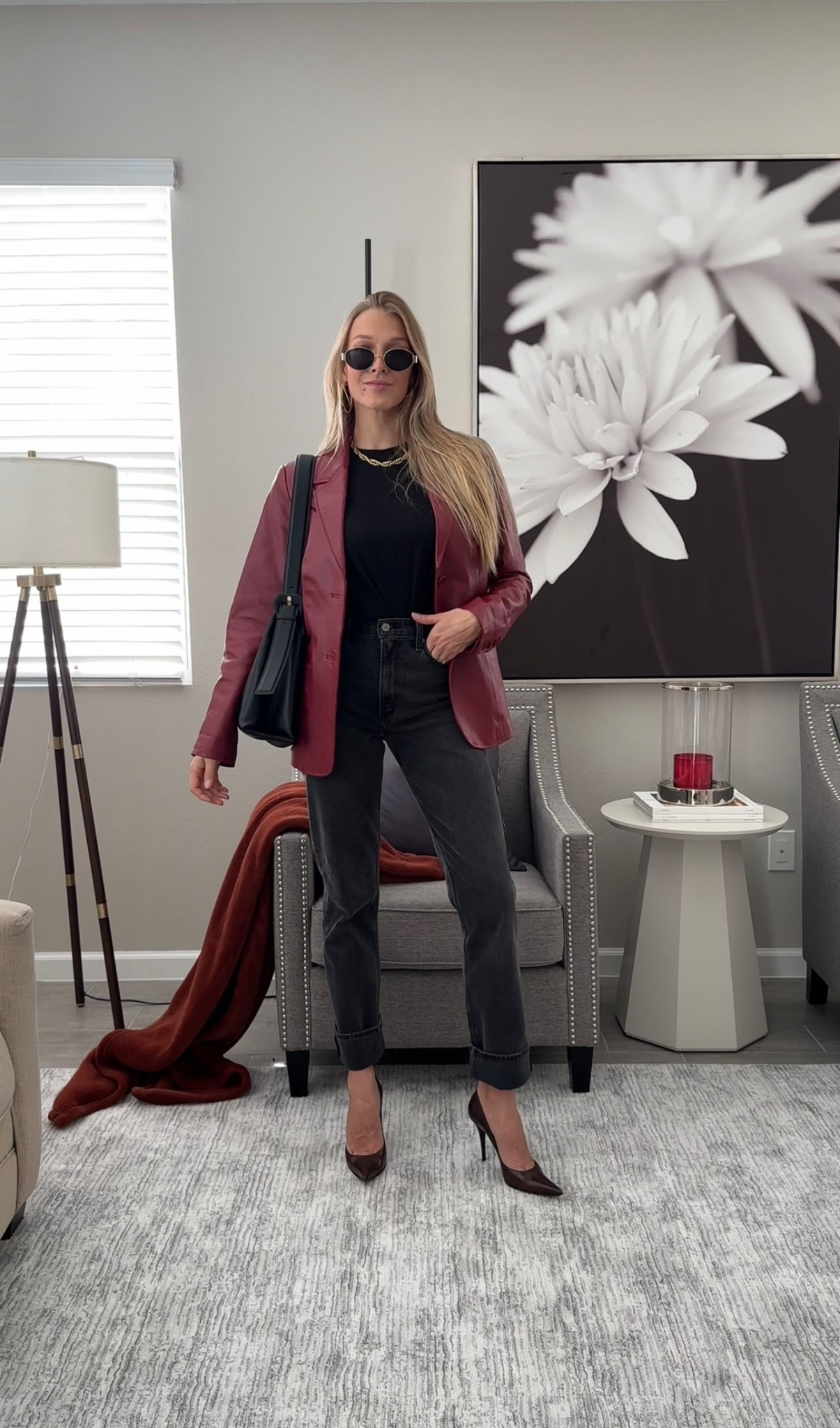 Abercrombie black jeans, how to style denim for fall, how to style Abercrombie jeans for fall 

#LTKFallSale #LTKFindsUnder50 #LTKFindsUnder100