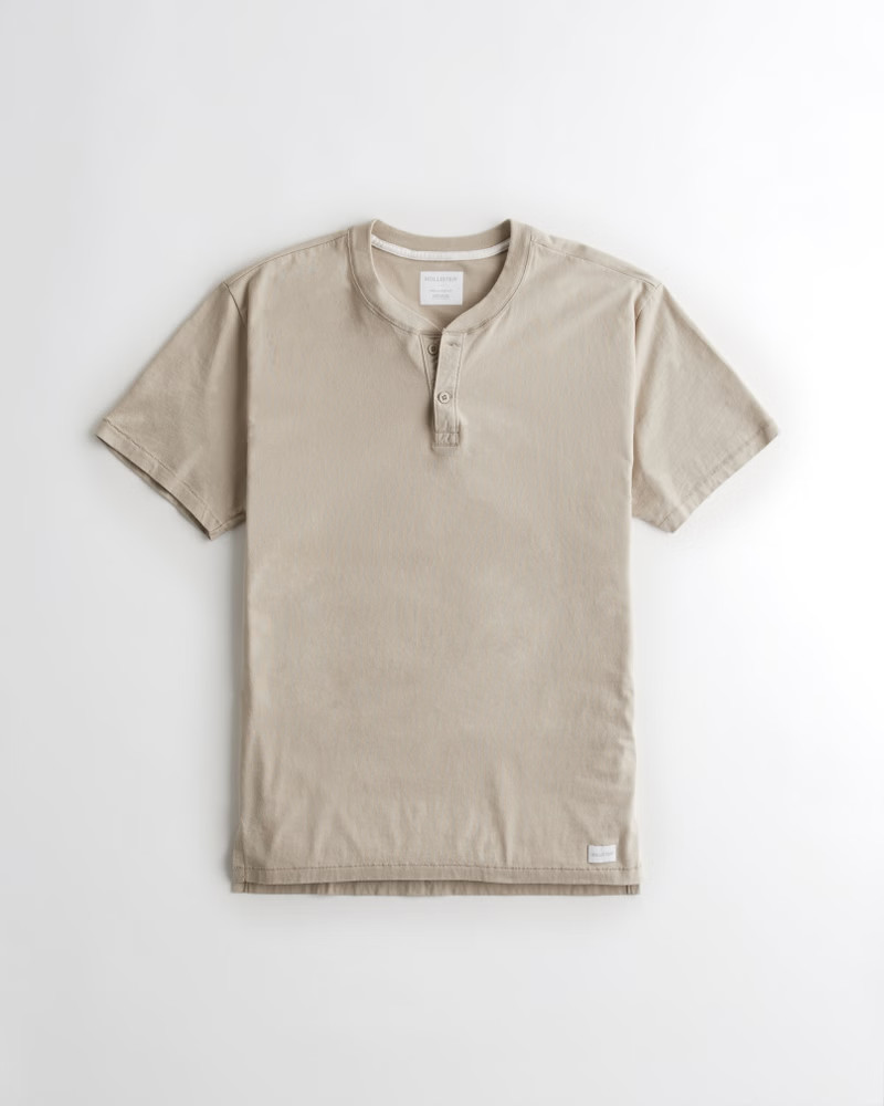 Men's Relaxed Henley T-Shirt | Men's Clearance | HollisterCo.com | Hollister (US)