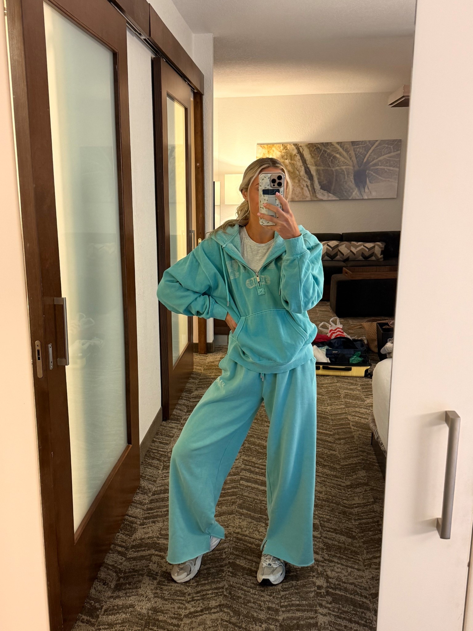 VS Pink Loungewear Set 

#LTKgrwm #LTKootd #LTKTravel