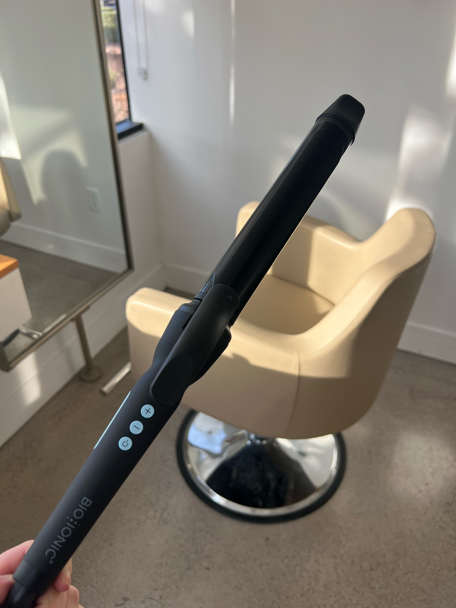 The BEST curling iron is 40% off!! Use code “HOLIDAYFRENZY”!! 

#LTKBeauty #LTKCyberWeek #LTKHoliday