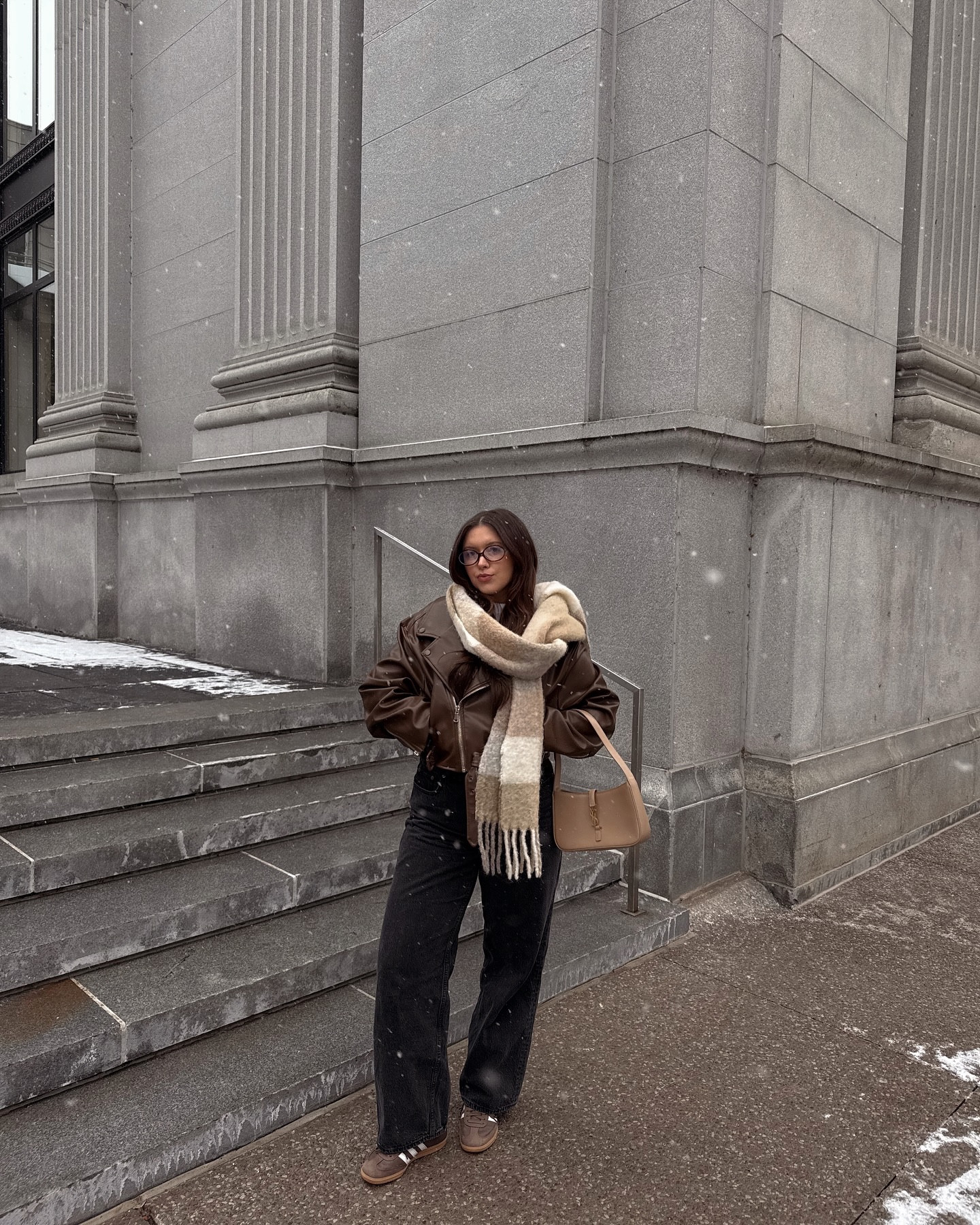 winter vibey❄️

#winterstyle #effortlesschic #outfitideas