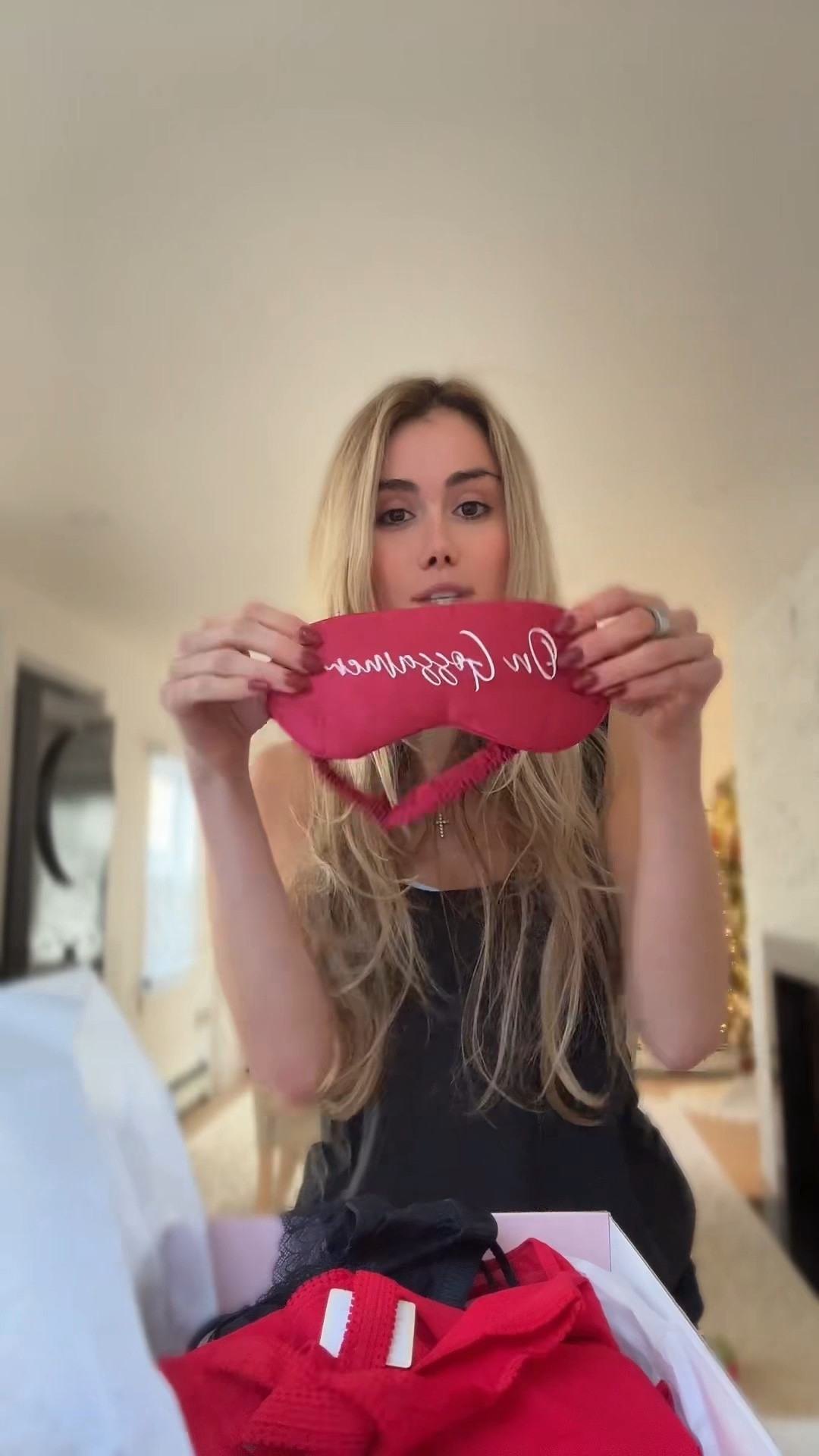 Linking my favorites from @ongossamer this holiday season #ongossamer 

#LTKHoliday #LTKFindsUnder100 #LTKGiftGuide