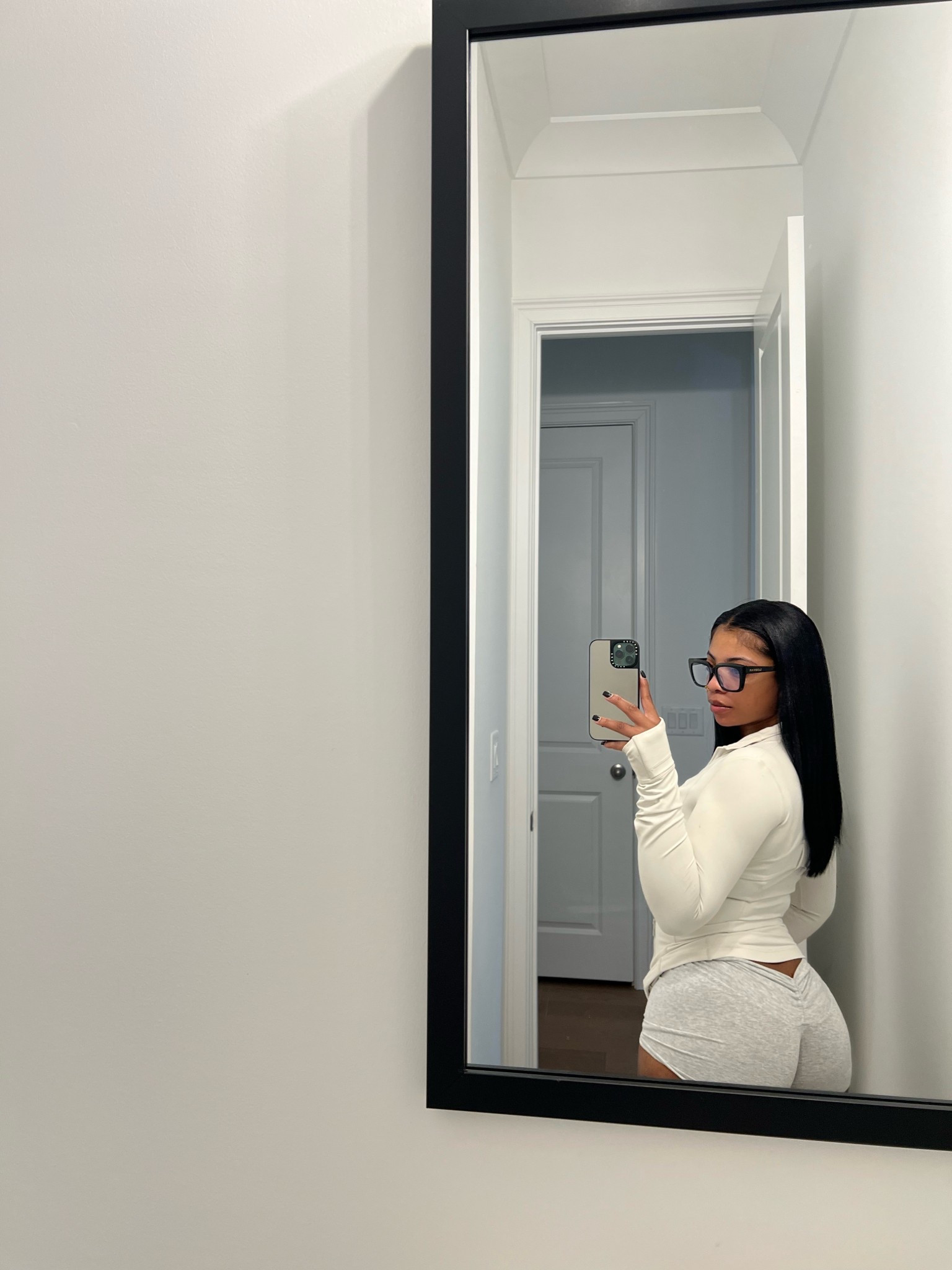 Comfy but still cute. Soft layers, stretch shorts, and a slick back—this is my off-duty uniform. Whether I'm lounging or running errands, I’m keeping it simple but put together 💭

#LTKfit #OffDutyStyle #ChillOutfit #MinimalVibes #SoftGirlSeason


#LTKOver40 #LTKPetite #LTKStyleTip