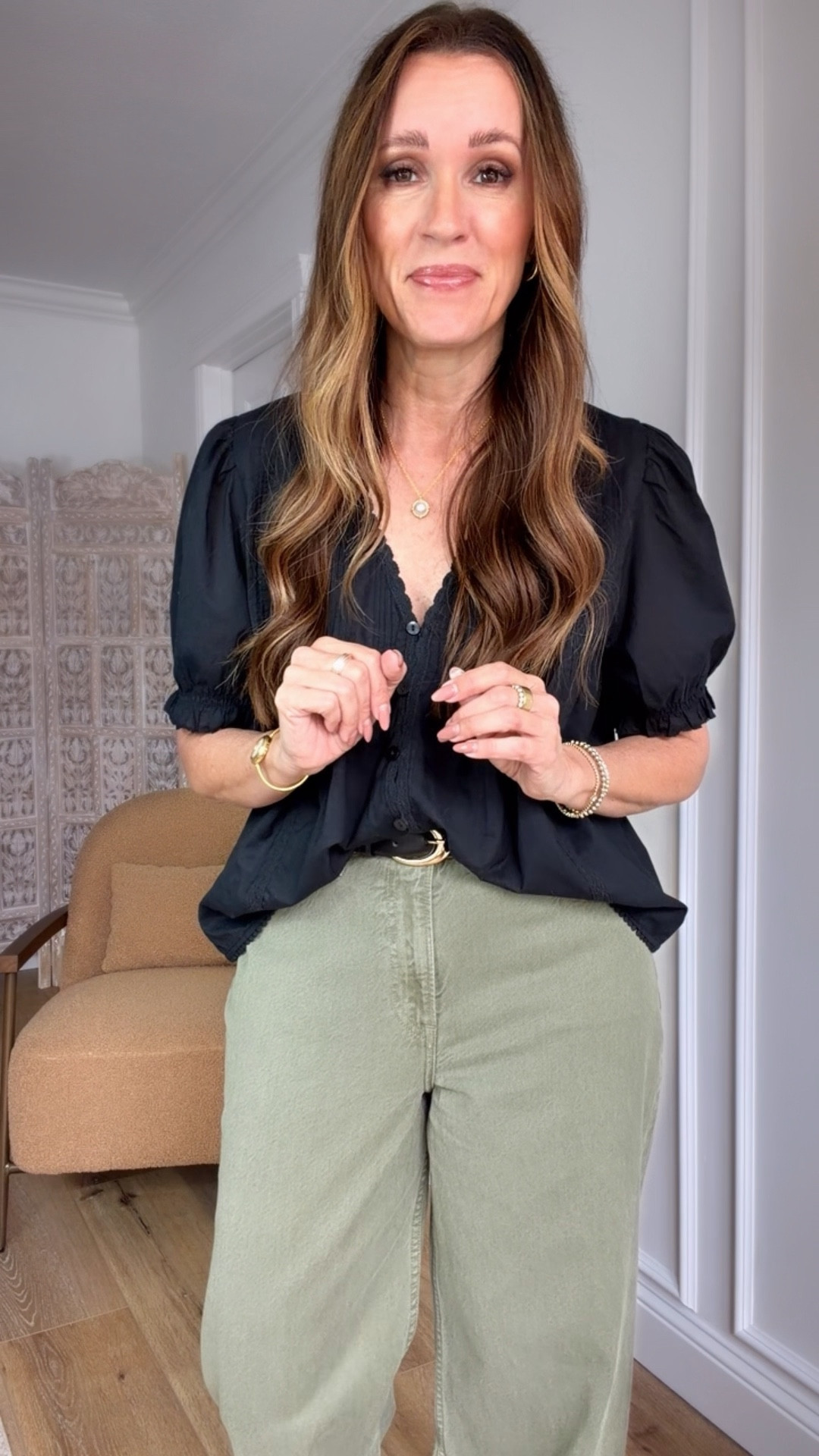 In my 50’s, and Abercrombie still ranks way  up there on my list. Don’t miss the SALE (25% off exclusively in thE LTK app) for the next three days only!

Sizing:
Sweater-medium
Off-white jeans-28, run TTS
Black top-medium
Olive Jeans-in 28, size down if in between 

casual outfit | elevated casual |  

@abercrombie #abercrombiepartner