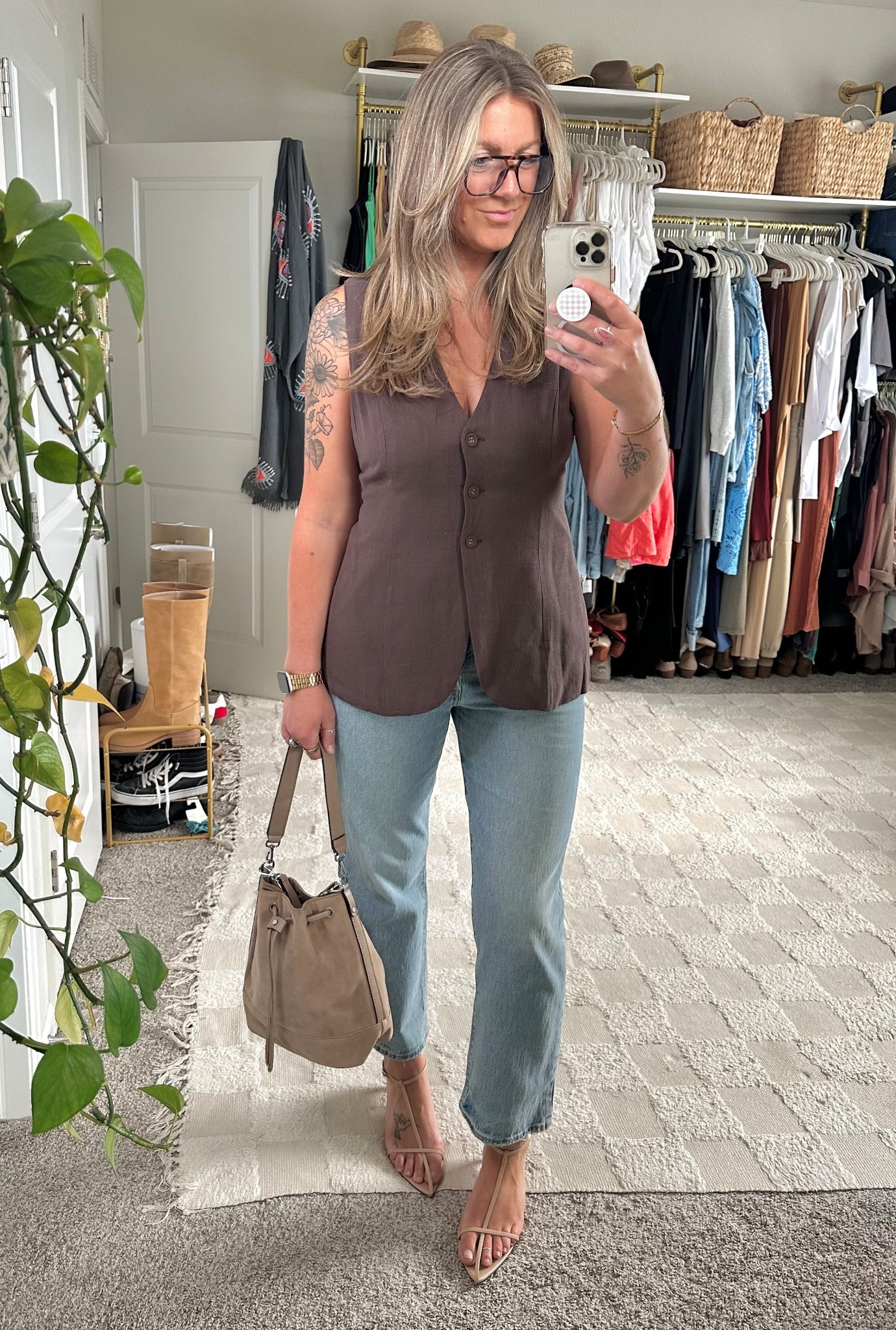 Tall girl work wear: 
Large vest, 30x29 jeans, 11 shoes 

#LTKOver40 #LTKMidsize #LTKWorkwear