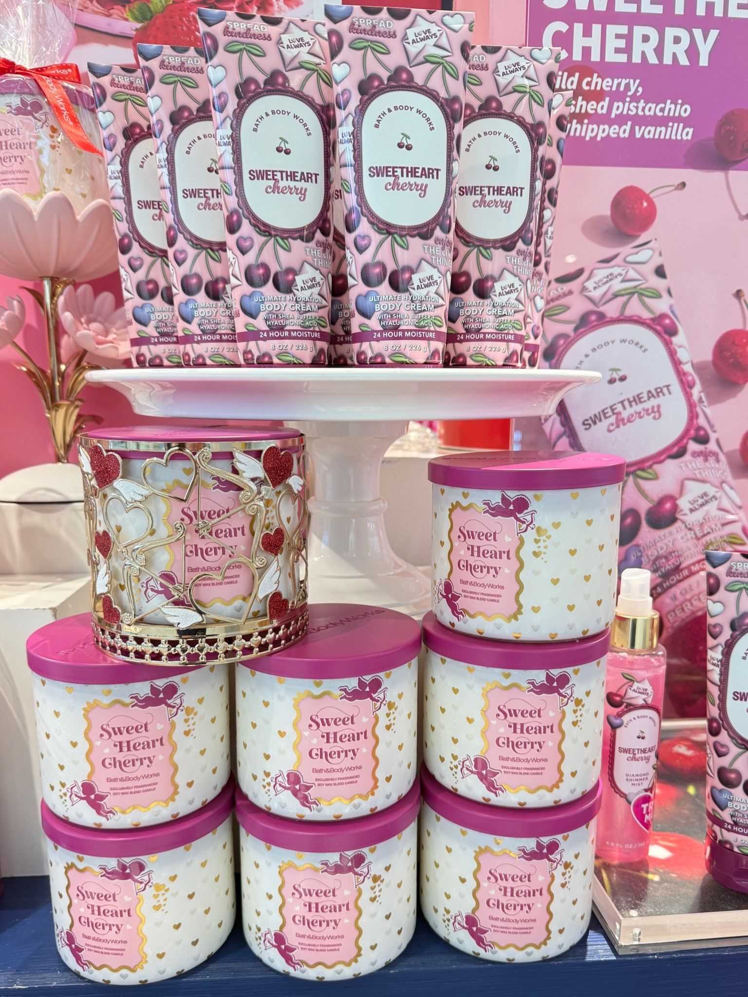 Sweetheart cherry x bath and body works 

Cherry craze!

#LTKSeasonal #LTKFindsUnder100 #LTKHome
