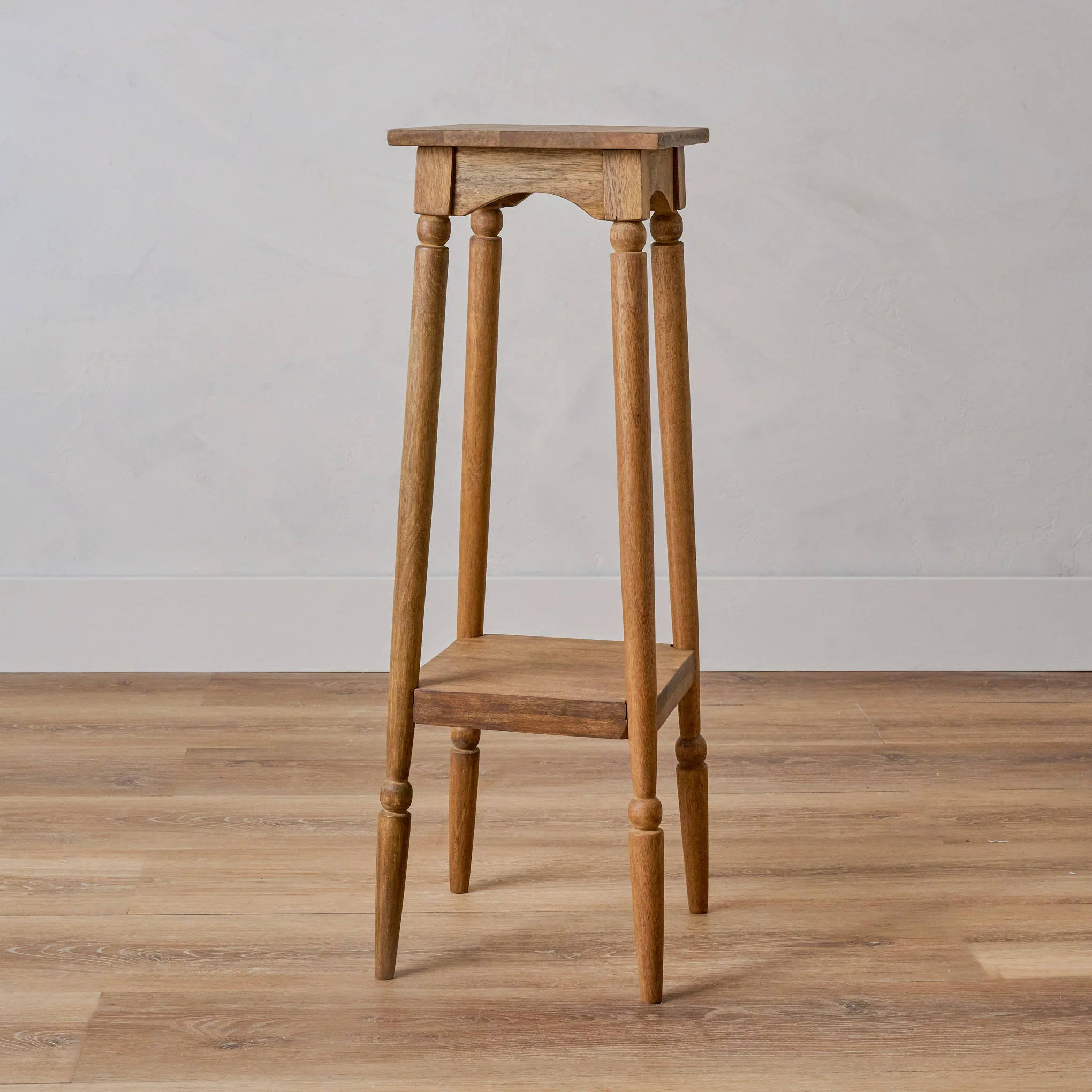 Cunningham Plant Stand | Magnolia