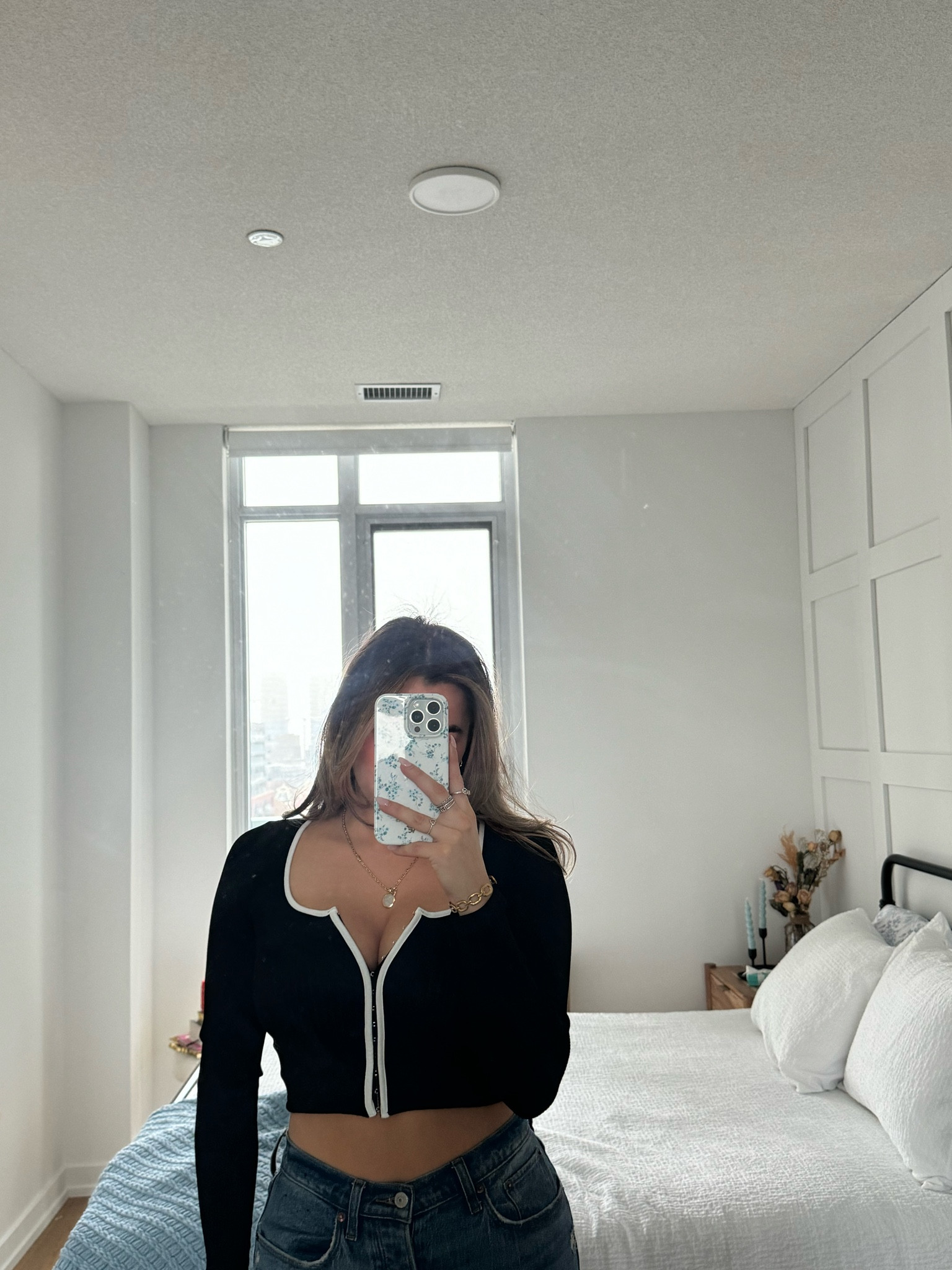 Cute Lil crop top for night outs 🖤 

#LTKMostLoved #LTKparties #LTKstyletip