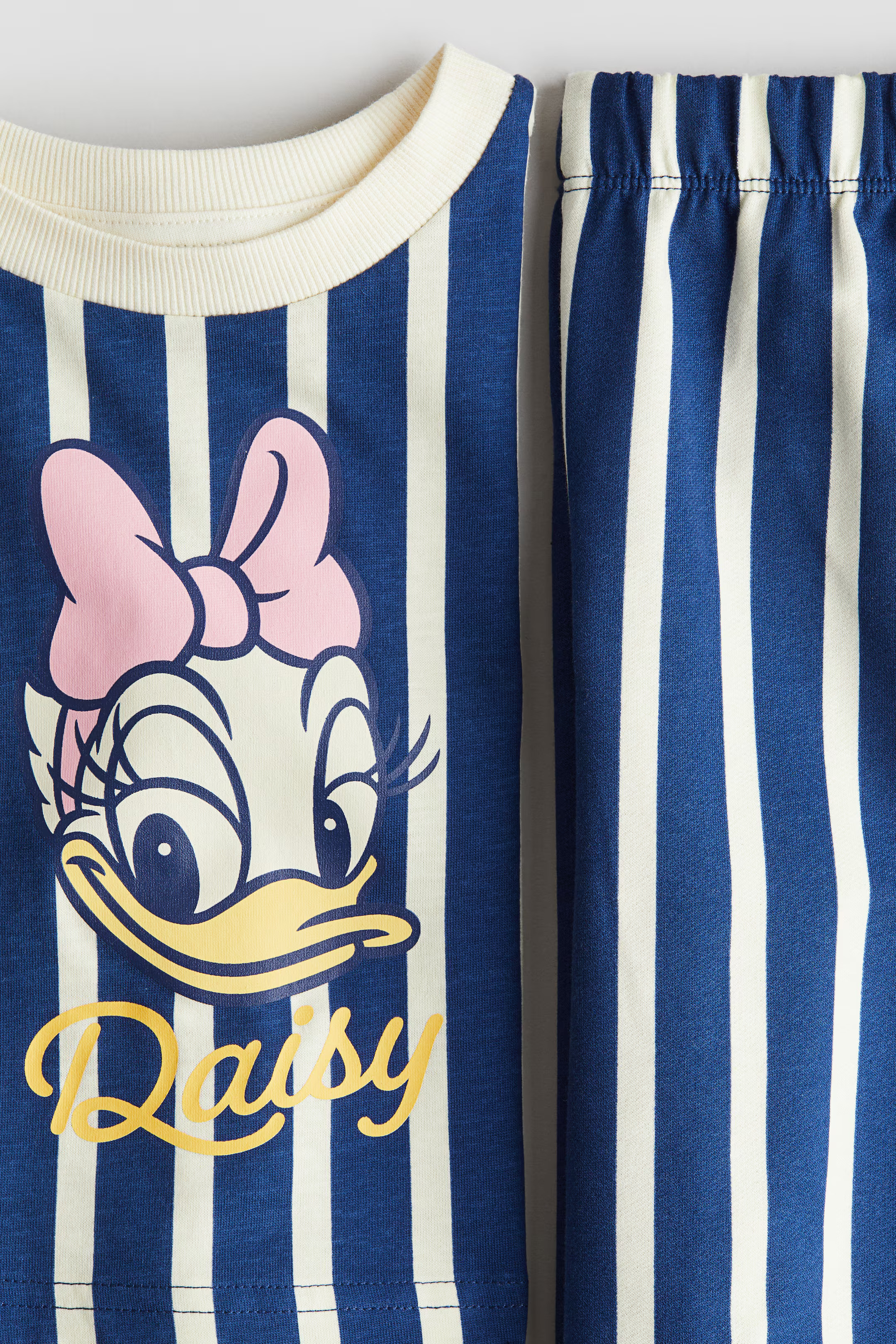 2-Piece Printed Top and Joggers Set | H&M (US + CA)