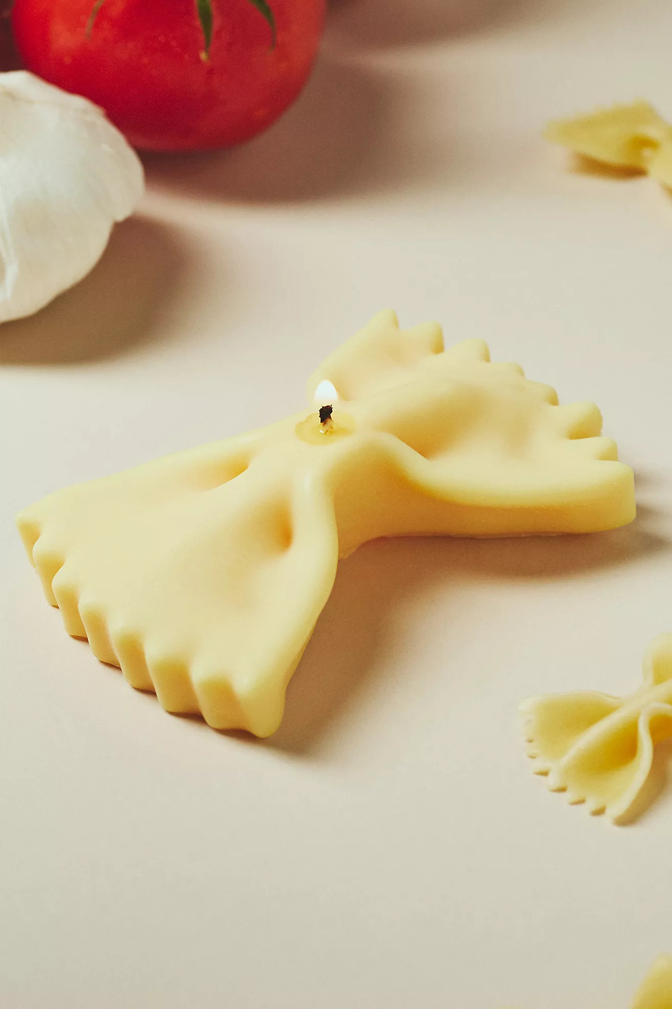 Nata Concept Store Farfalle Candle | Anthropologie (UK)