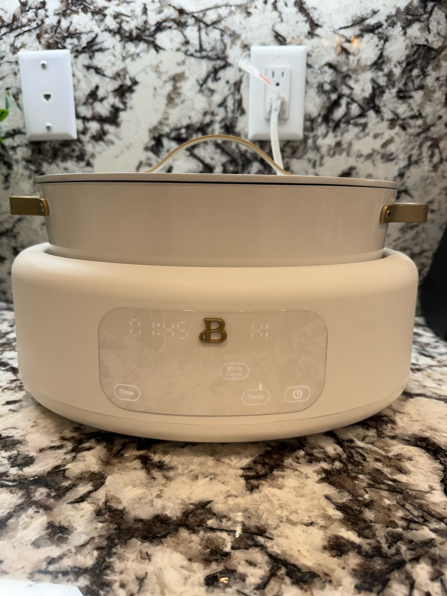 Easy to use and aesthetically pleasing slow cooker 

#LTKHome #LTKFindsUnder50 #LTKFindsUnder100