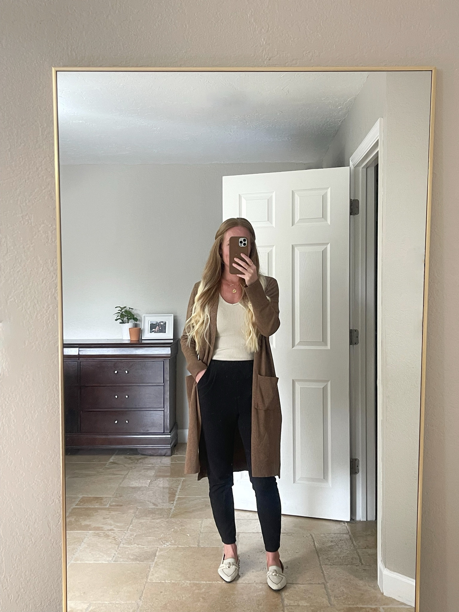 Big sales happening! Sale price shown at checkout. 

Casual business office looks, fall looks, fall looks for work, fall fashion, comfortable work outfits, long cardigans, ribbed bodysuits, black skinny pants, cream flats 

#LTKWorkwear #LTKFallSale #LTKSaleAlert