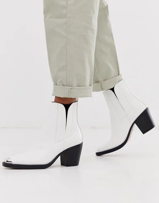 Truffle Collection – Weiße Stiefel mit Zehenkappe im Westernstil | ASOS DE