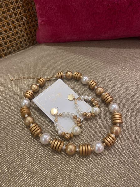 Canvas Style Pearl, Wood, & Gold collection - women’s jewelry - accessories - necklace - earrings   

#LTKGiftGuide #LTKFind #LTKstyletip