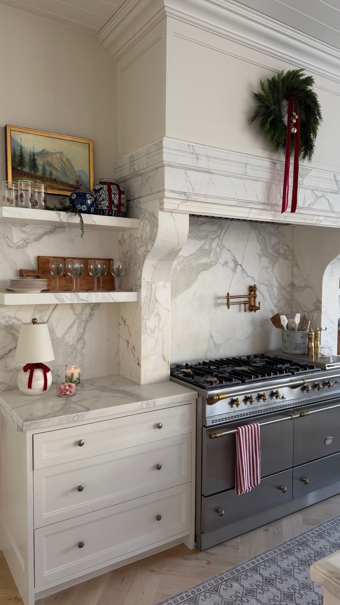 My Christmas decor in my kitchen! 

#LTKHome #LTKHoliday #LTKGiftGuide