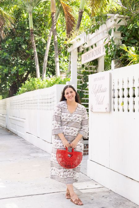 Possibly my favorite look in Key West?! After all, Blockprint is the way to my heart. Wearing a Large in this Tuckernuck caftan, but it was extra room. Hermes Sandals and the ultimate statement bag for your next tropical vacation. From Amazon and under $50 and available in 5 colors. ❤️

Coastal Grandmother, Grand Millennial, Preppy Style, Travel, Florida, Midsize


#LTKtravel #LTKmidsize #LTKcurves