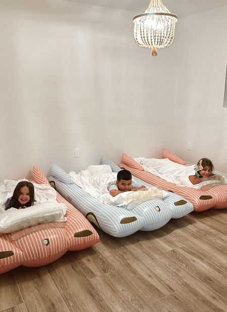 Kids inflatable mattress 🤍✨

These Funboy inflatable mattresses are so cute! These are twin bed inflatable mattresses 🤍 

#kidsbed #kidsinflatablematress #kidssleepover #funboy #amazon #amazonfind 

#LTKFamily #LTKKids #LTKTravel