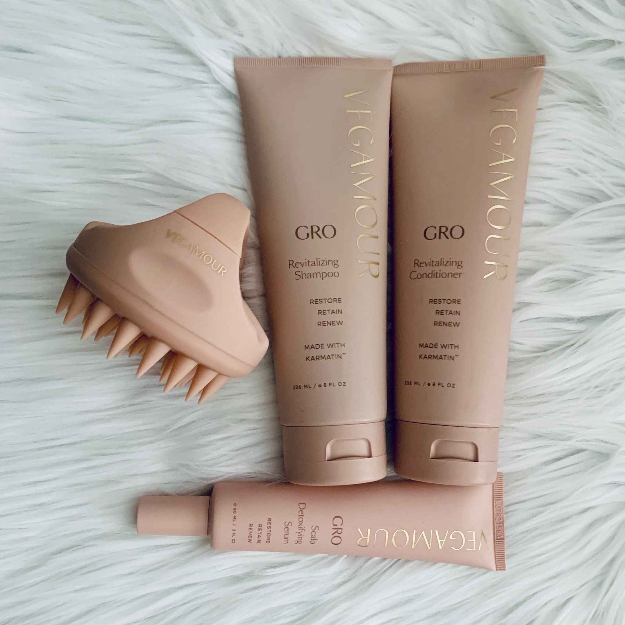 Nobody talks about this enough but your scalp health = your hair growth. I started treating my scalp like skin (yes, exfoliating and all) and the difference in shedding and overall thickness has been wild. This routine takes me 5 extra minutes and it’s the easiest habit I’ve added all year.

#LTKgrwm #LTKBeauty #LTKOver40