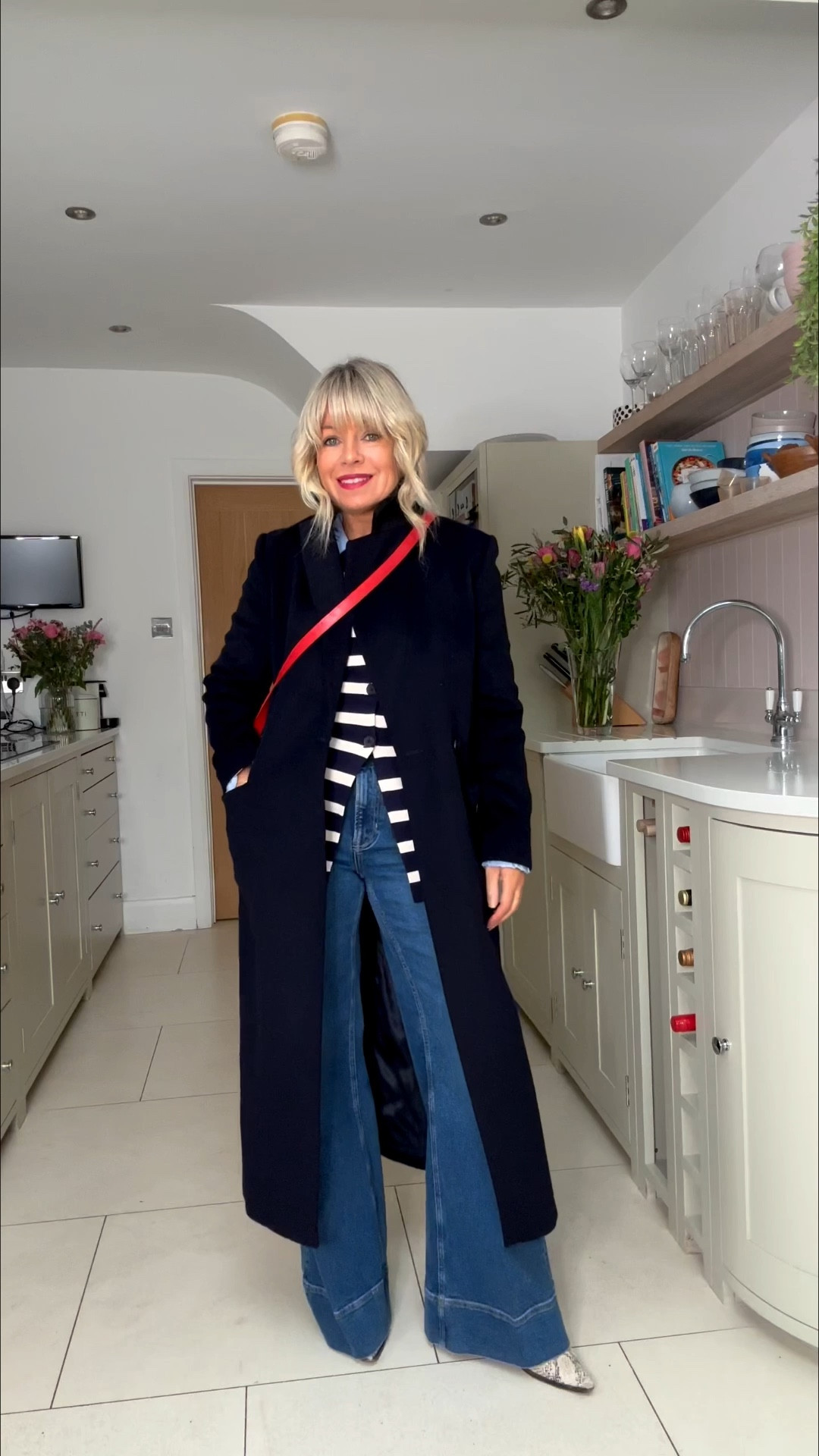 When you find the dream flared jeans!! 👌🏼