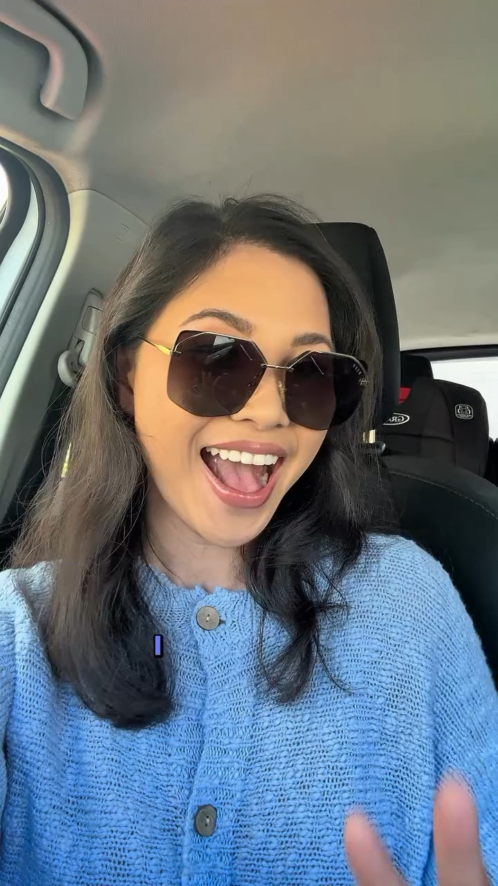 Clean, hydrated hands on the go ✨
Obsessed with these hand sanitizer sprays from Noshinku @noshinku . I keep one in every bag because you just never know with kids lol

Comment “hand sanitizer” and I’ll send you the link!

#noshinku #handsanitizerspray #momessential #momonthego #travelmusthave