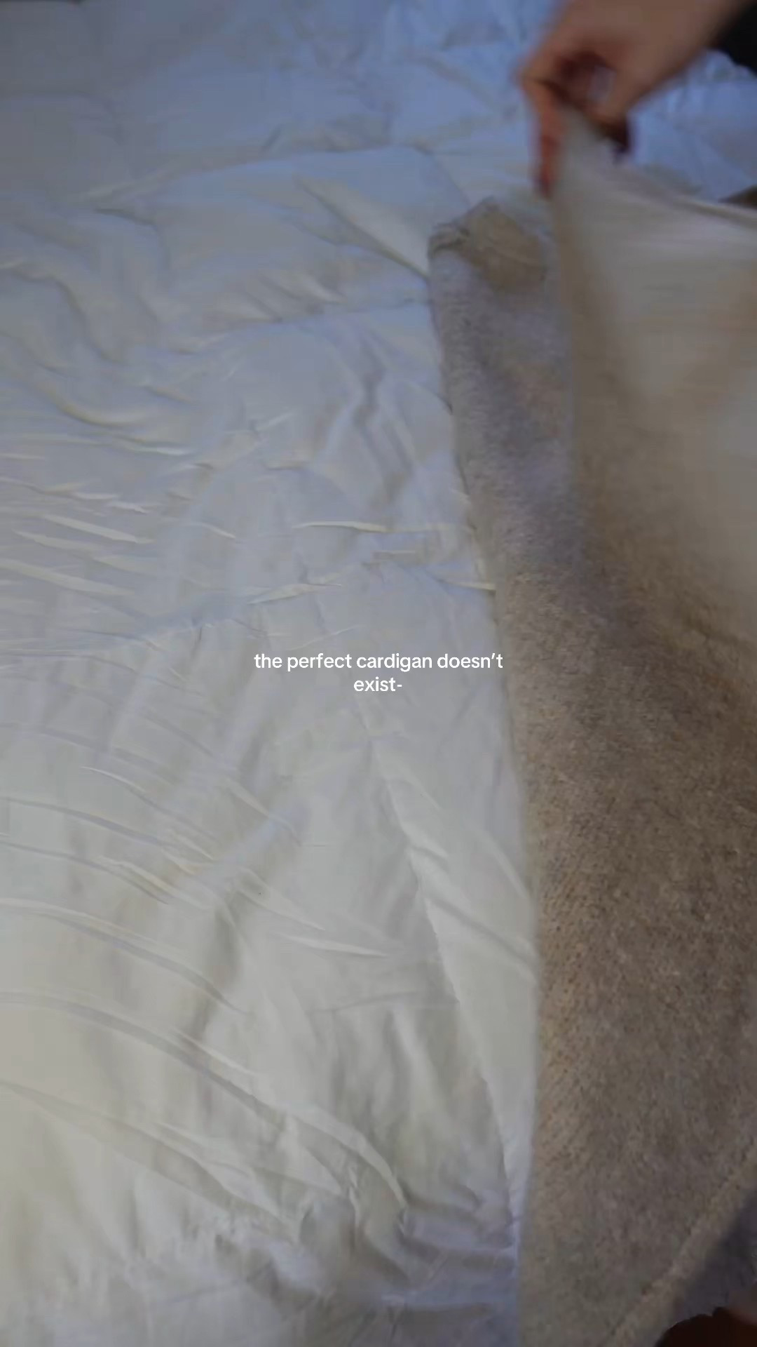 The coziest layer 🤍✨
This PrettyGarden cardigan is soft, lightweight, and the perfect throw-on piece to elevate any outfit.

#prettygarden #cardiganstyle #cozyfashion #layeringessentials #fashiontok 

#LTKootd #LTKPetite