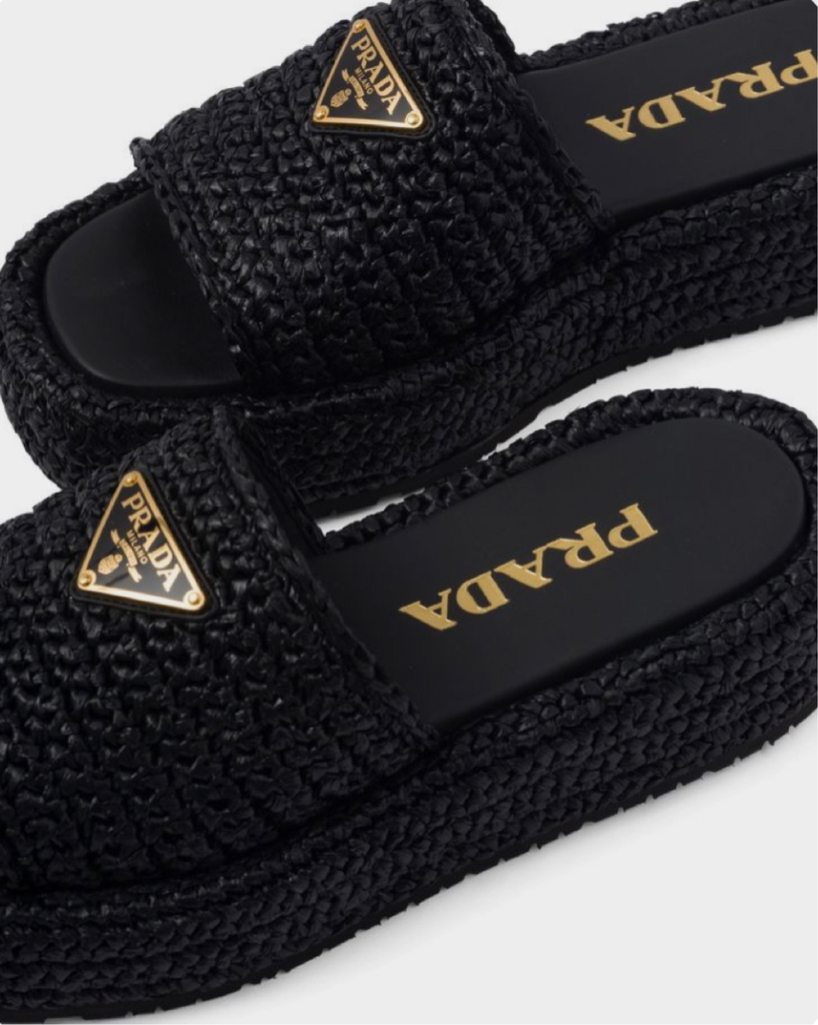 1:1 Prada platform slides 

#dhgate #dhgatefinds #dhgatepradq

#LTKstyletip #LTKeurope #LTKshoecrush
