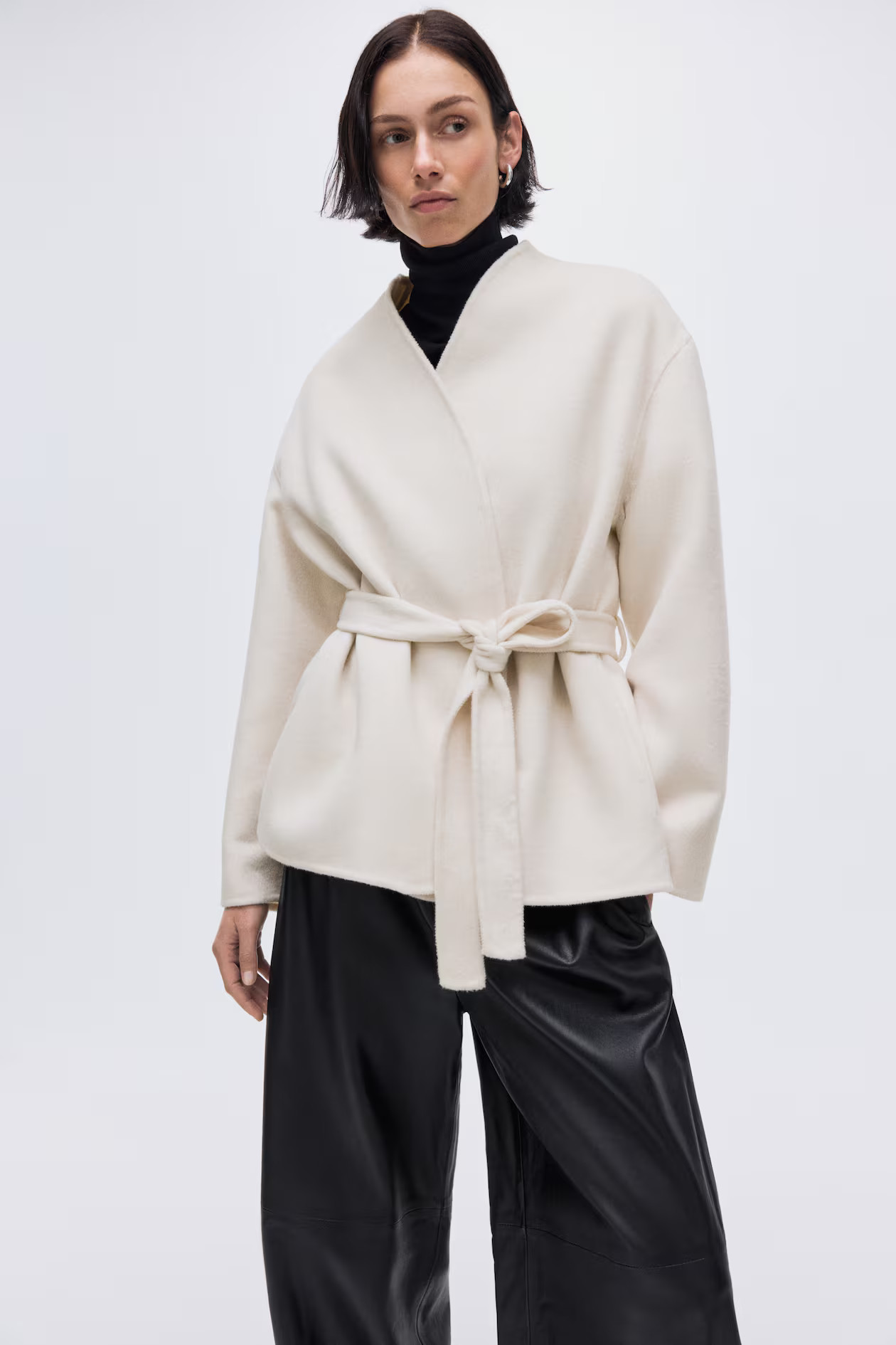 Handgefertigter Mantel aus Wollmix | H&M (DE, AT, CH, NL, FI)