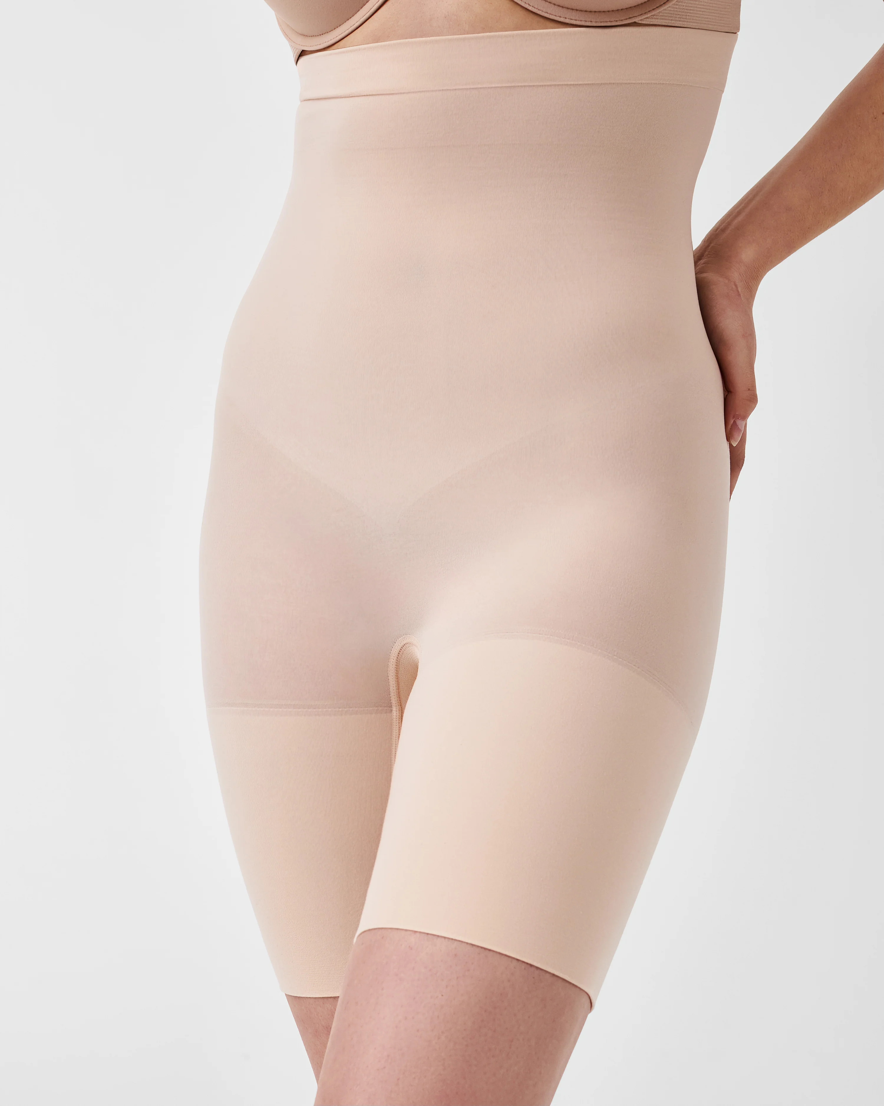 High-Waisted Mid-Thigh Short | Spanx