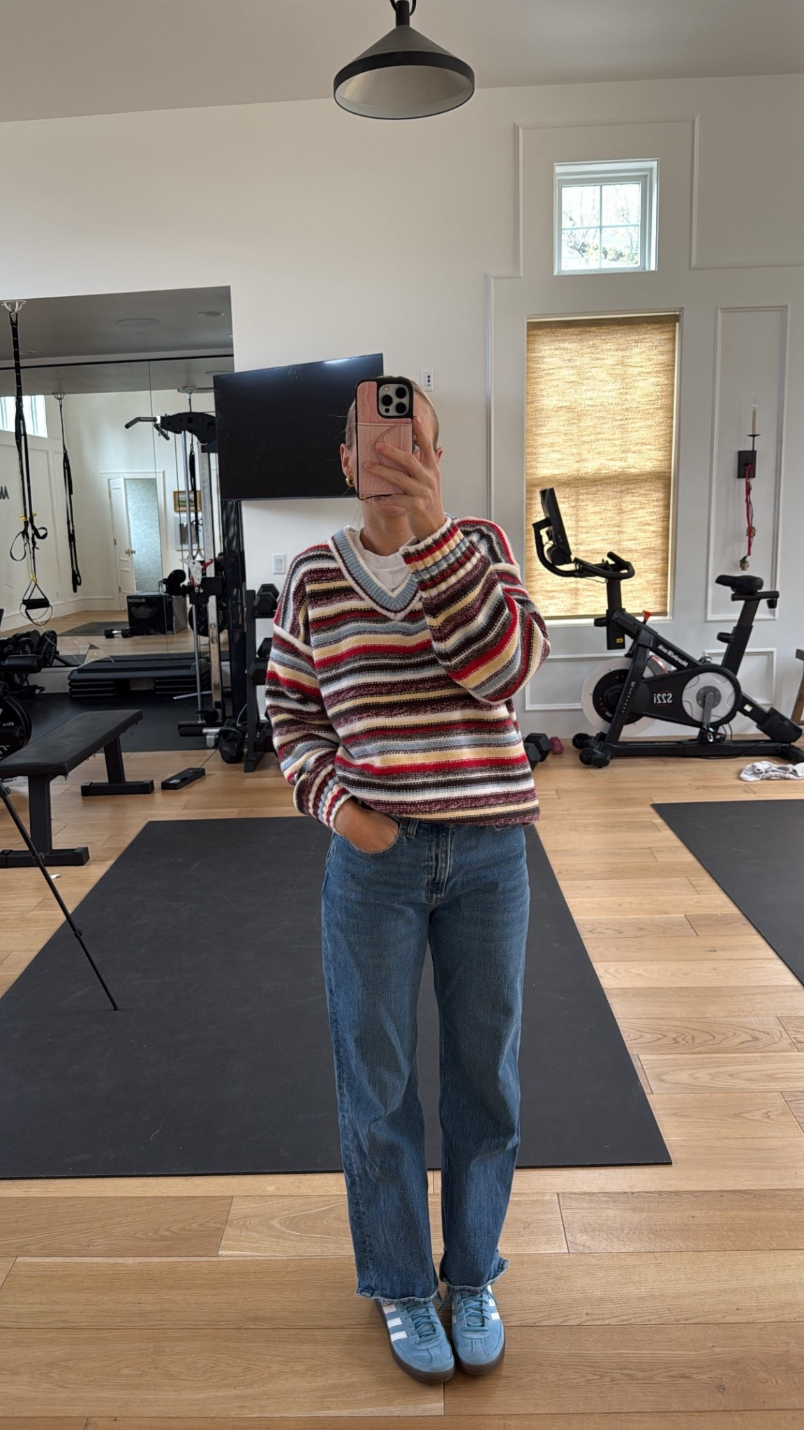 Such a fun sweater! 

#LTKootd