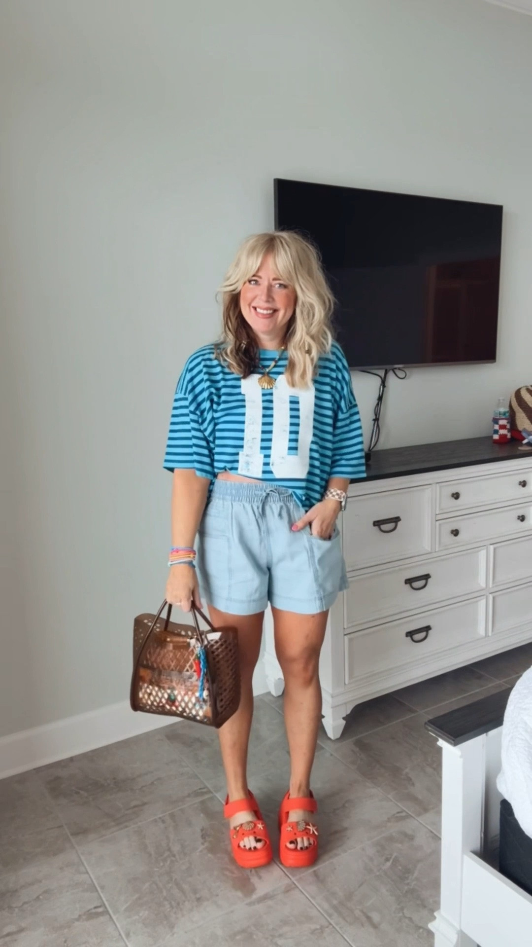 My travel fit home! 🏠 
Tee one size 
Shorts M
Crocs sized down one 
🐚Shell beaded necklace & checkered ring save with code MANDIE

#LTKgrwm #LTKootd #LTKOver40