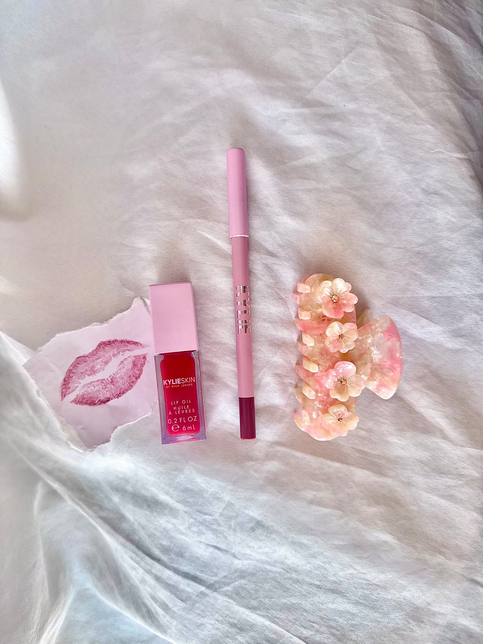 Fav lip combo because it give me the glossiest lips and this lip liner literally never wears off! Soooo obsessed with this! 

#LTKU #LTKBeauty #LTKFindsUnder50