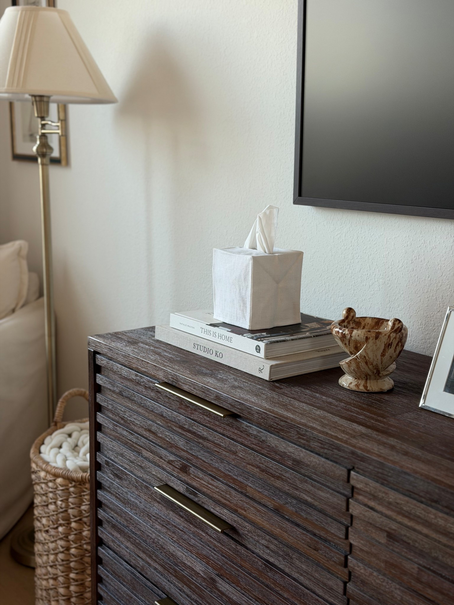 Linen tissue box cover 