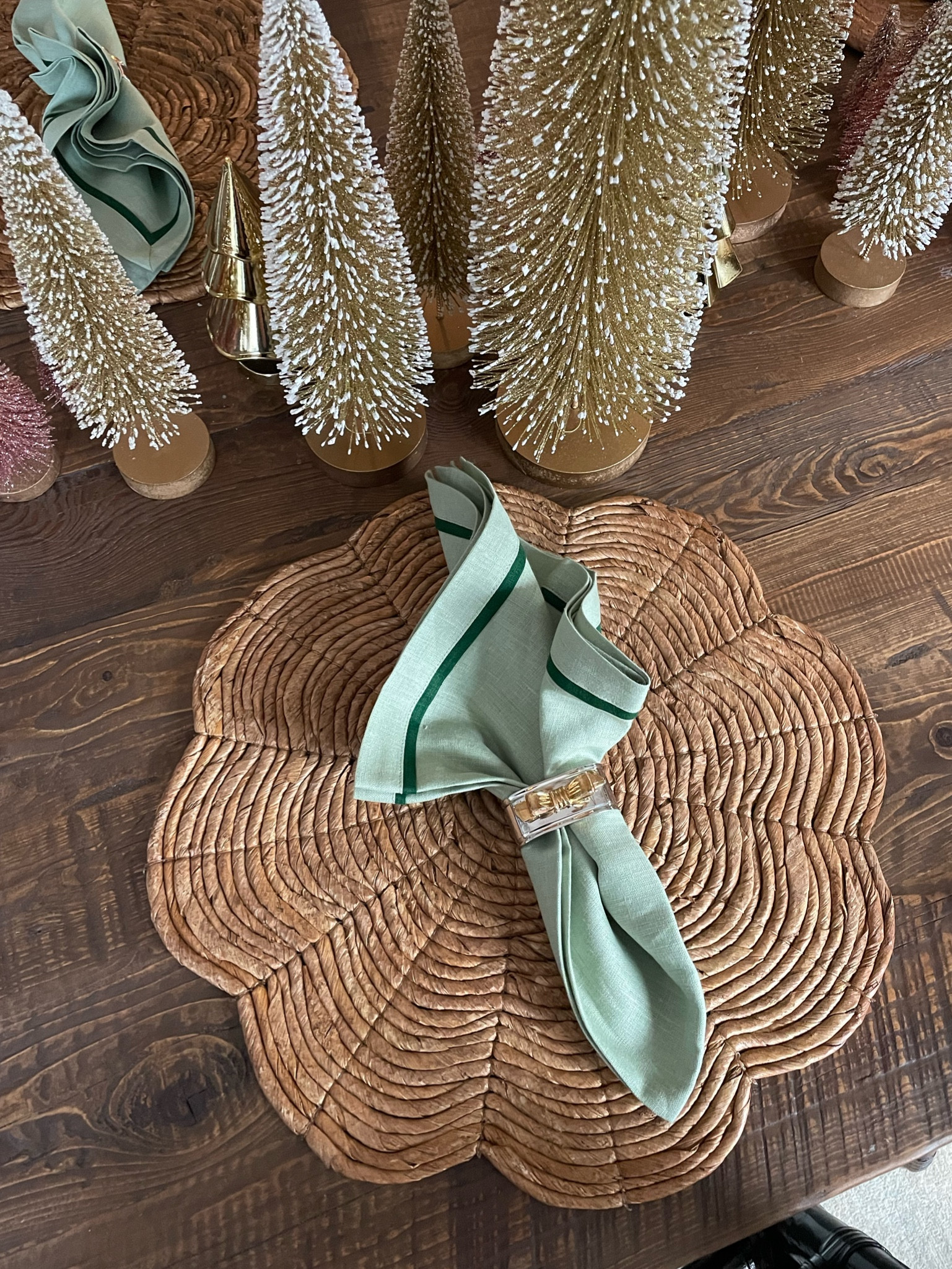 Amazon holiday napkins that can take you year around 🎄

#LTKHoliday #LTKunder50 #LTKSeasonal