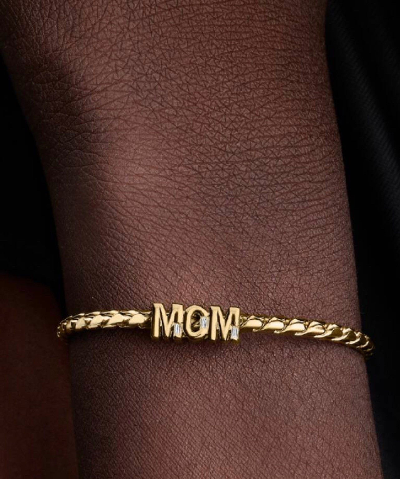 These timeless pieces from Pandora say it all, simple, meaningful, and perfect for Mom.
#LTKFinds #PandoraJewelry #GiftForMom

#LTKMothersDay #LTKOver40 #LTKSeasonal