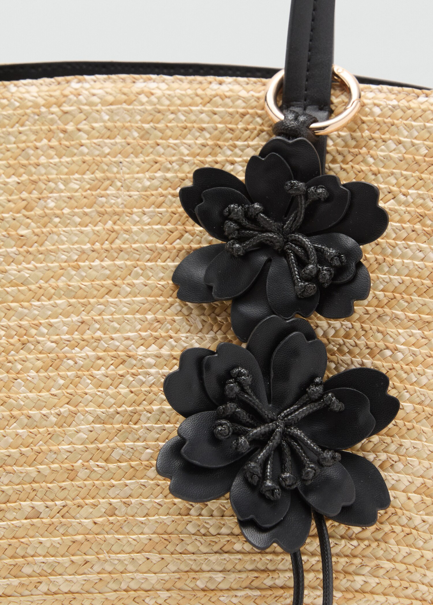 Natural fiber basket with flower charm - Women | MANGO USA | Mango (US/MX/AU)