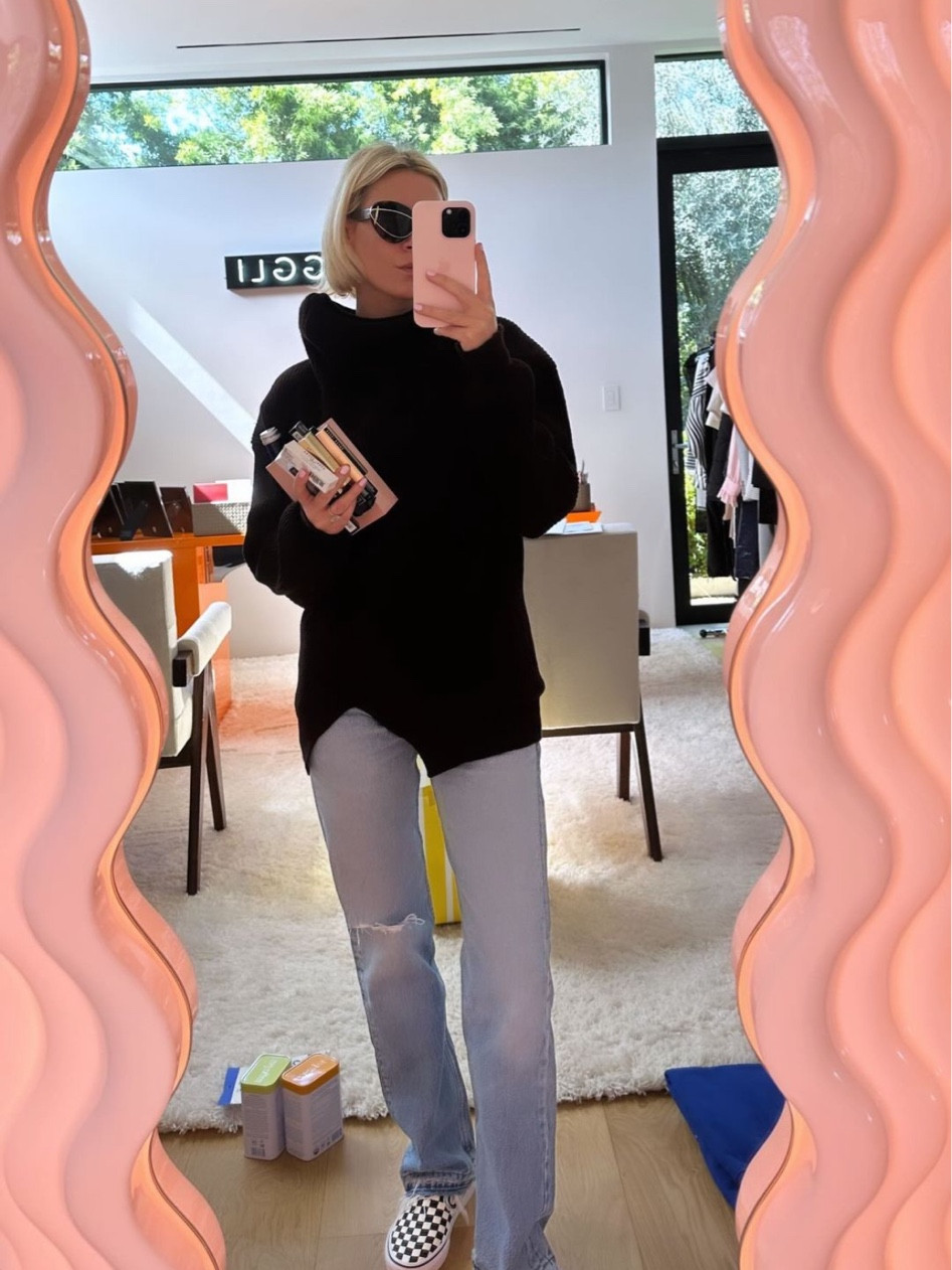 Love the shape of these sunglasses

#LTKSeasonal #LTKstyletip #LTKshoecrush